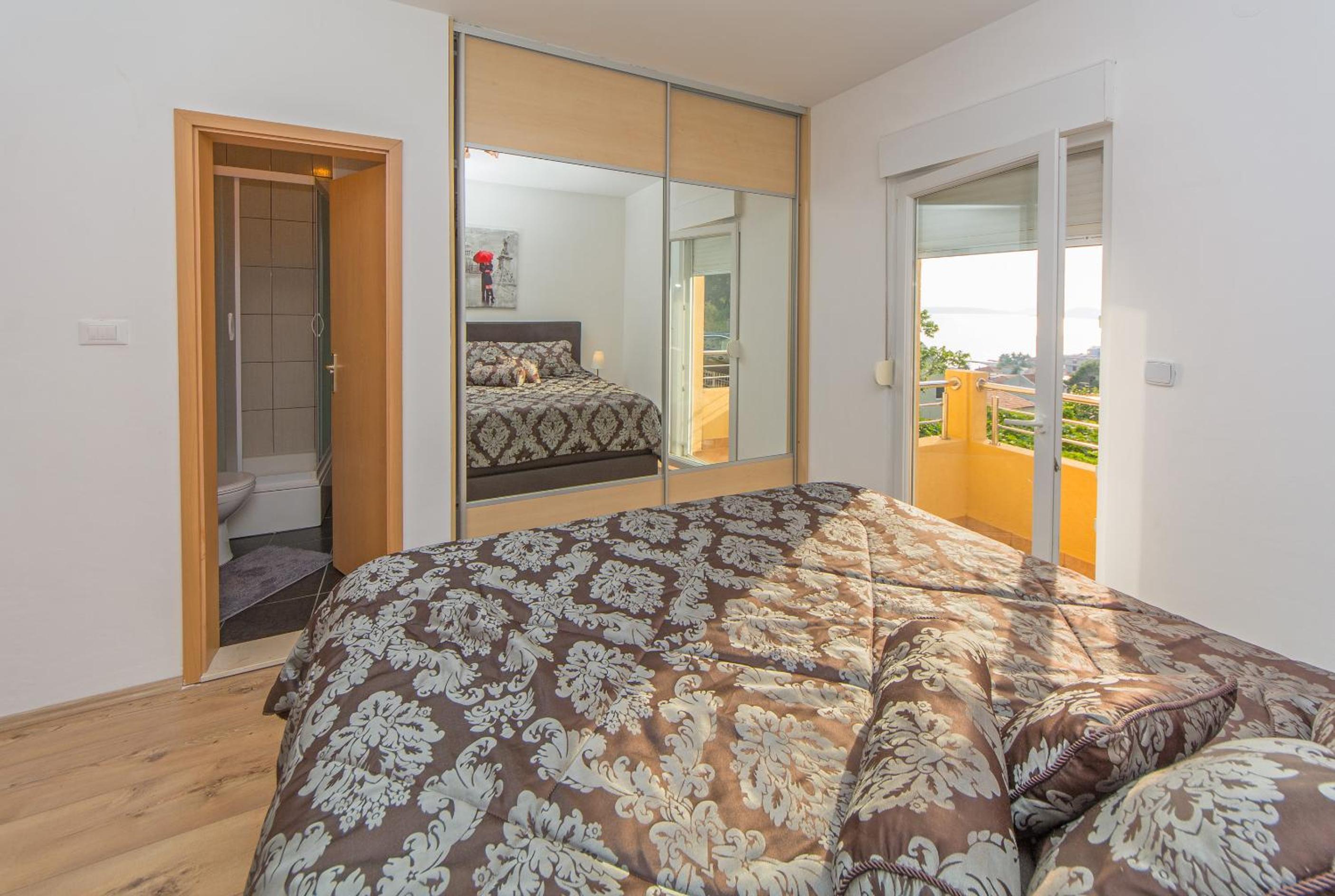 Apartment With Sea View