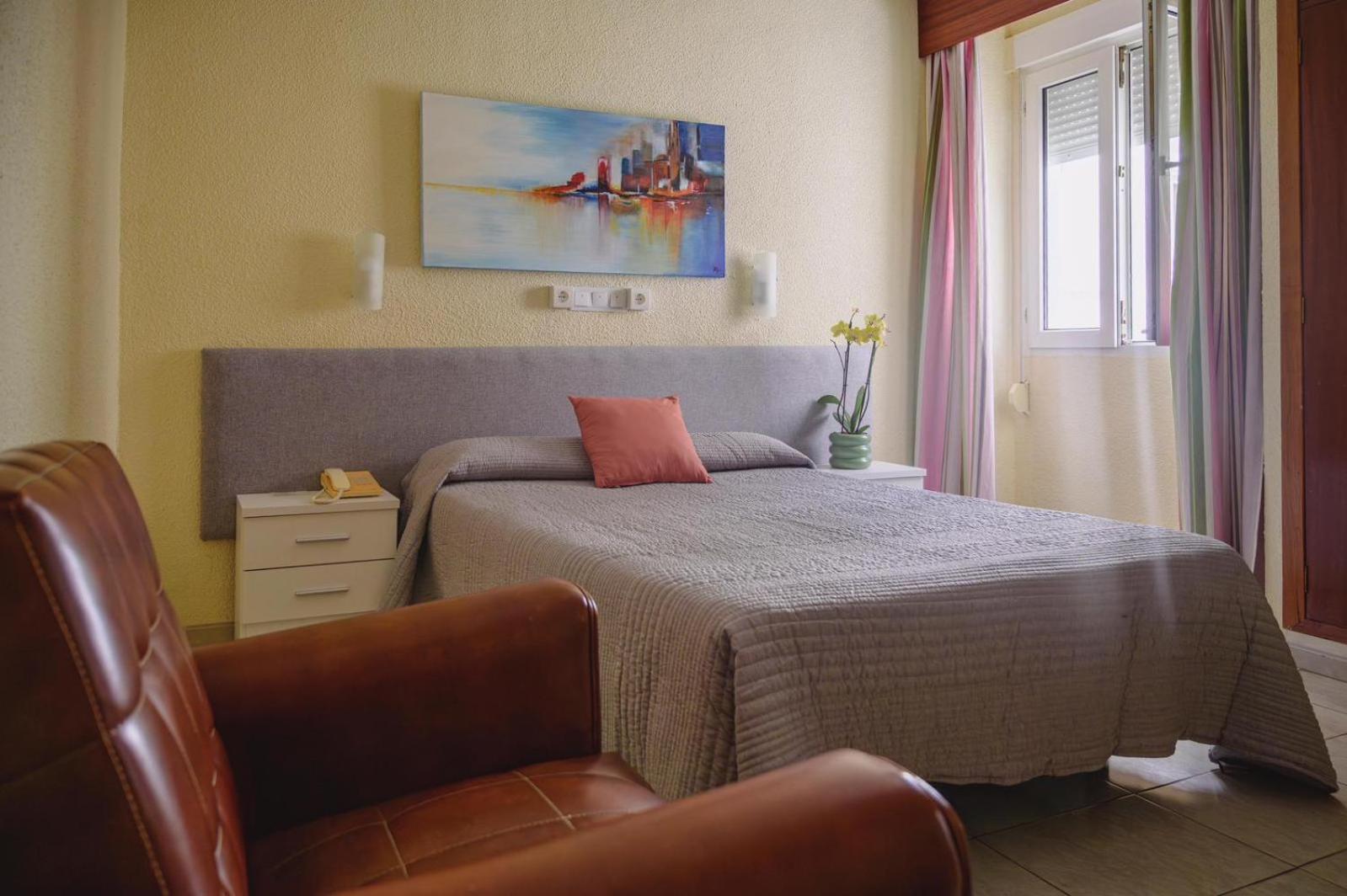 Budget Double Room photo 1