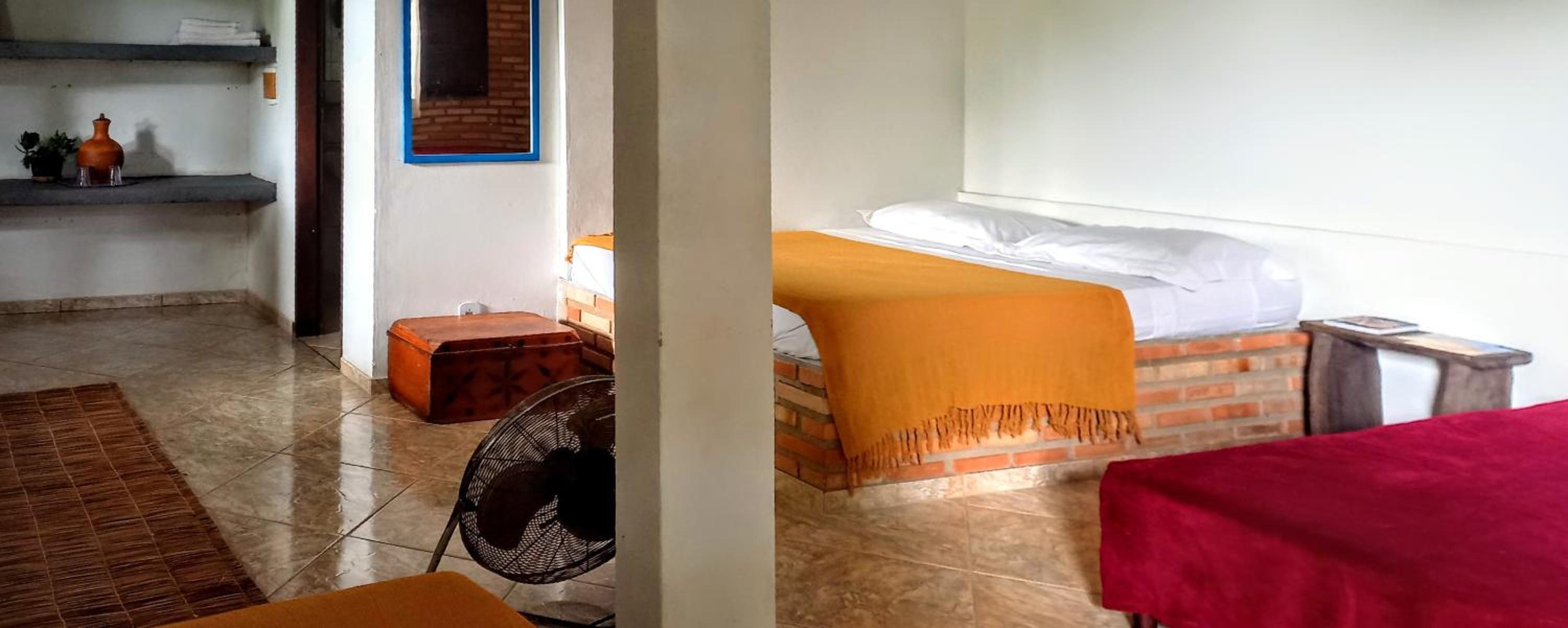 Bed in 6-Bed Mixed Dormitory Room photo 3