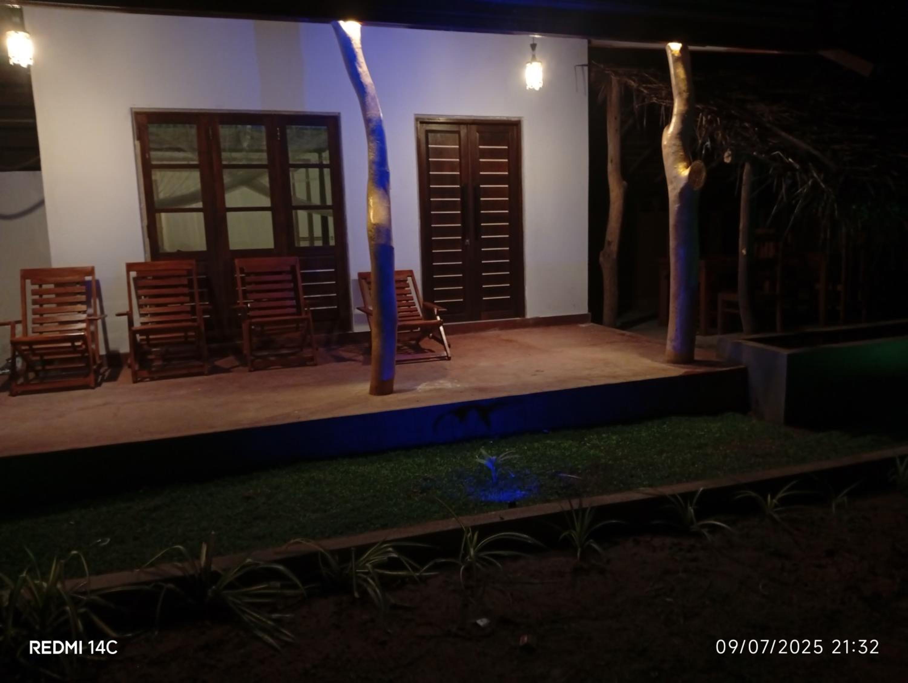 Deluxe Family Room - Photo 1