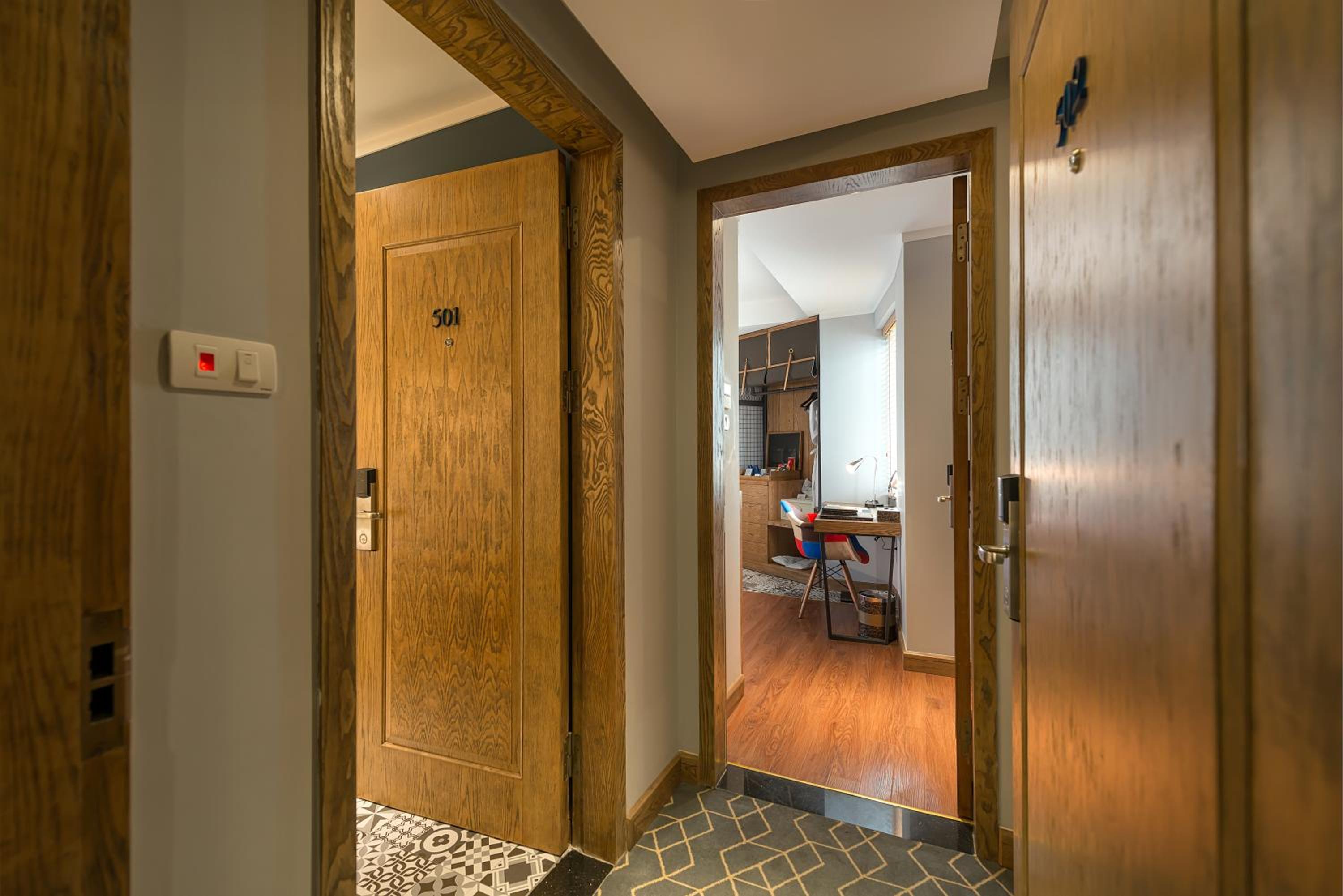 Deluxe Connecting Room