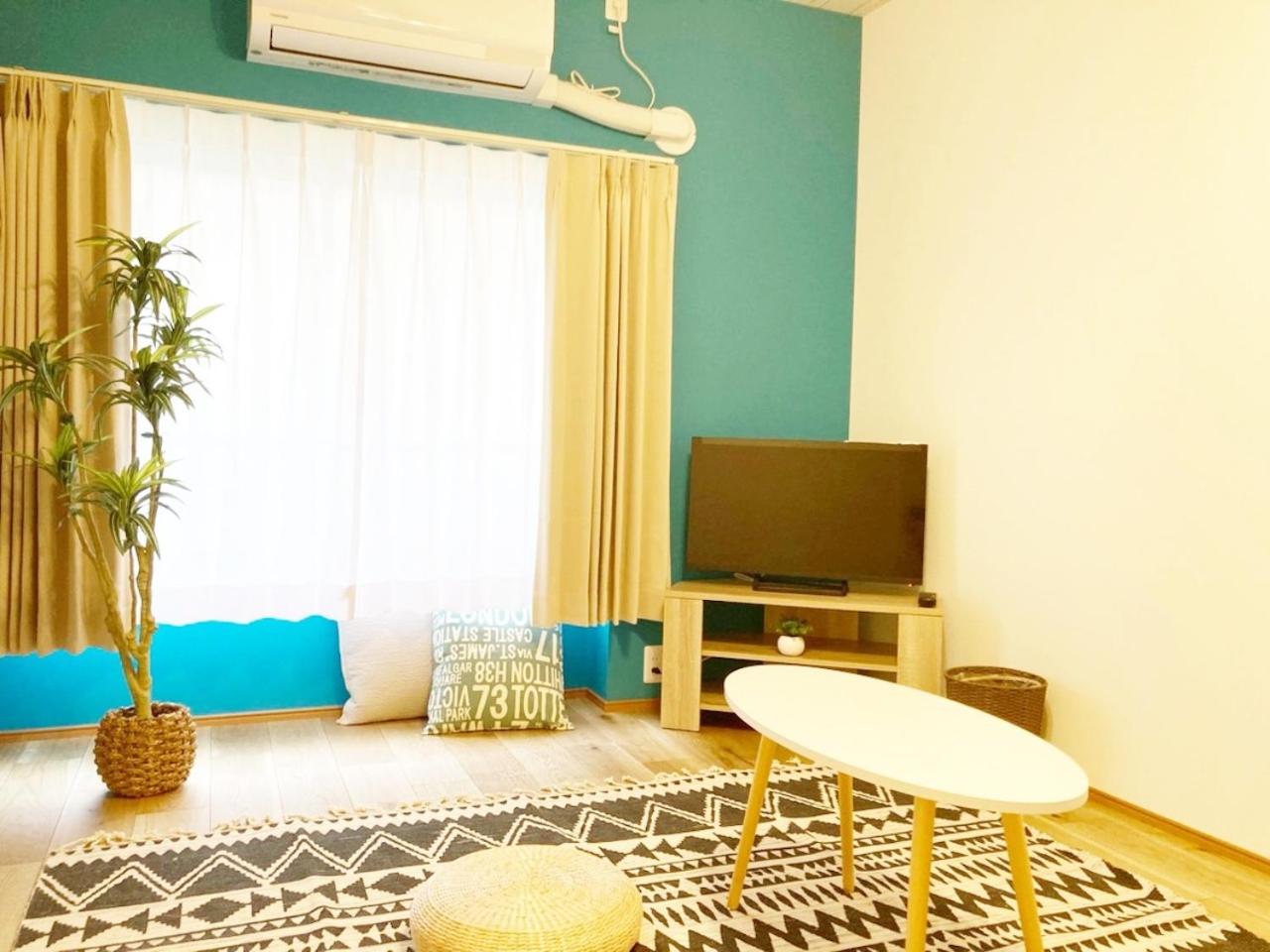 Economy Triple Room photo 2