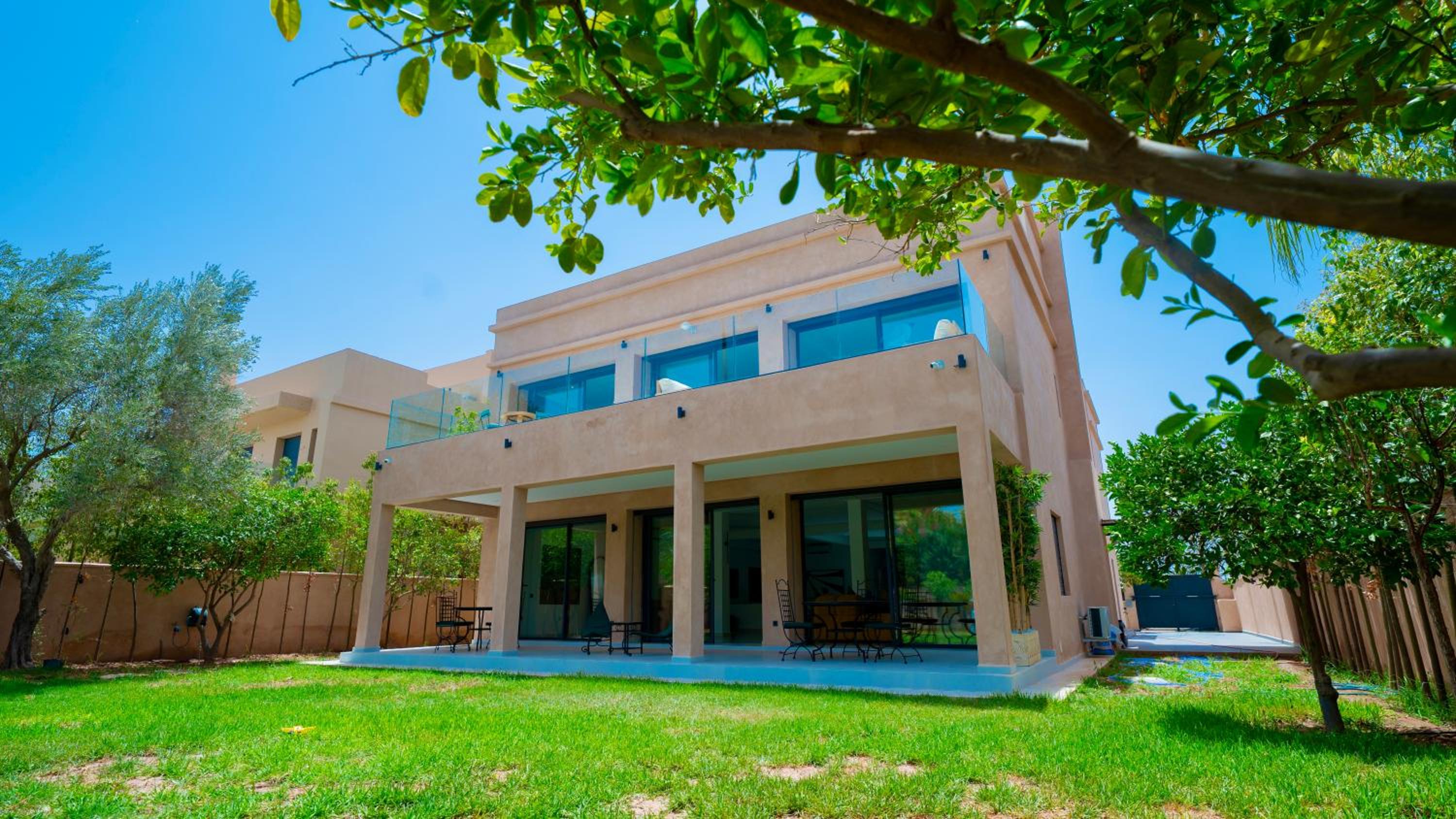 Villa photo 3