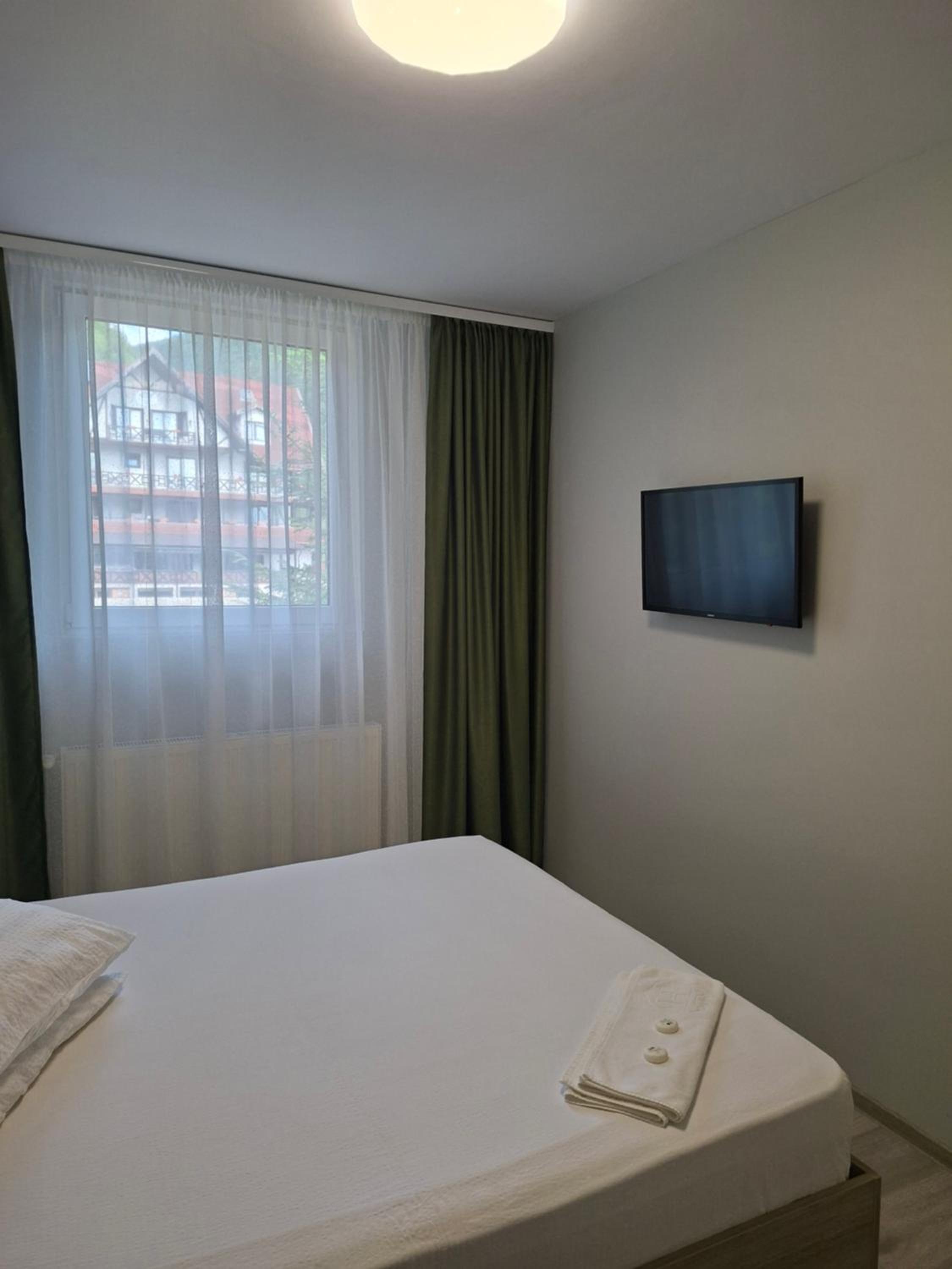 Deluxe Apartment photo 2