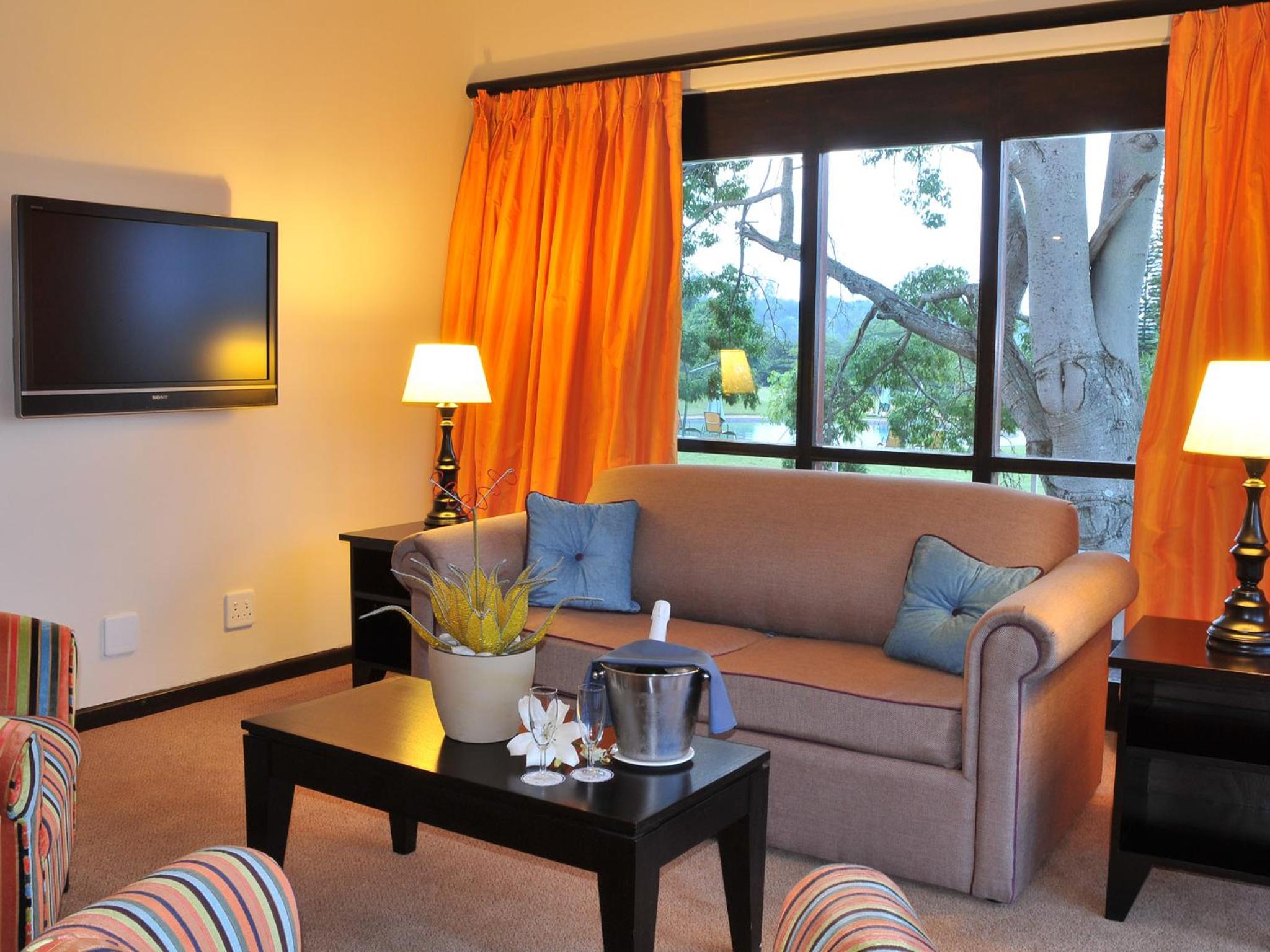 Suite - Photo 4