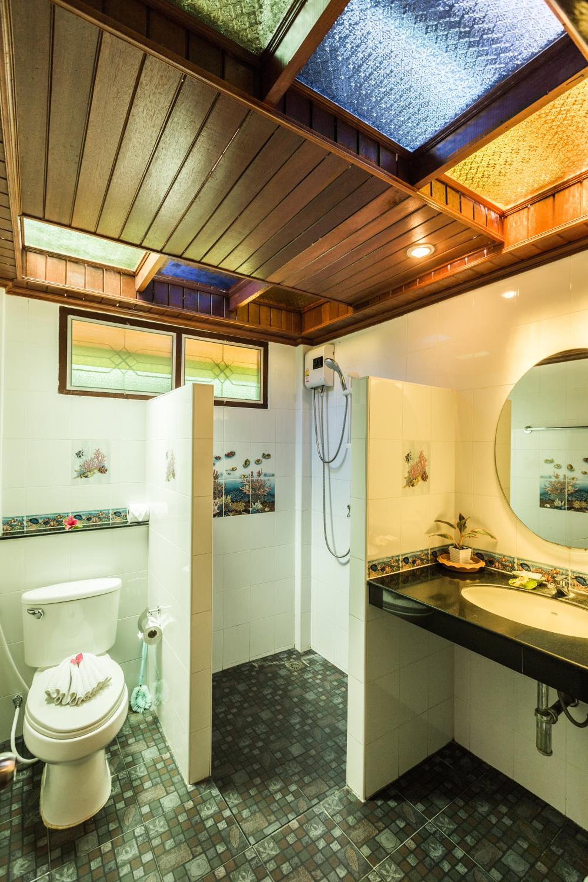 Garden Bungalow photo 2