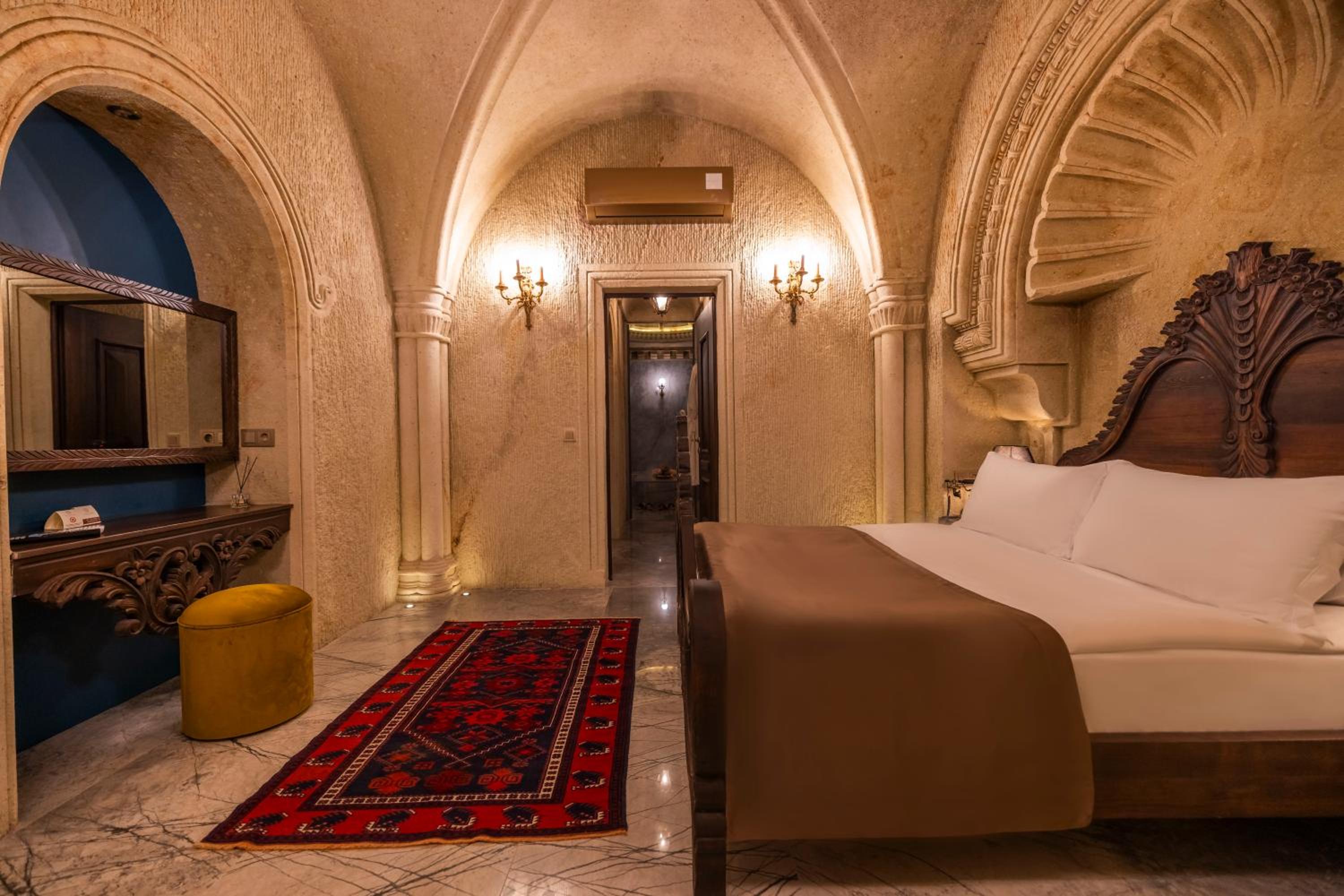 Premium Double Cave Suite with Hammam
