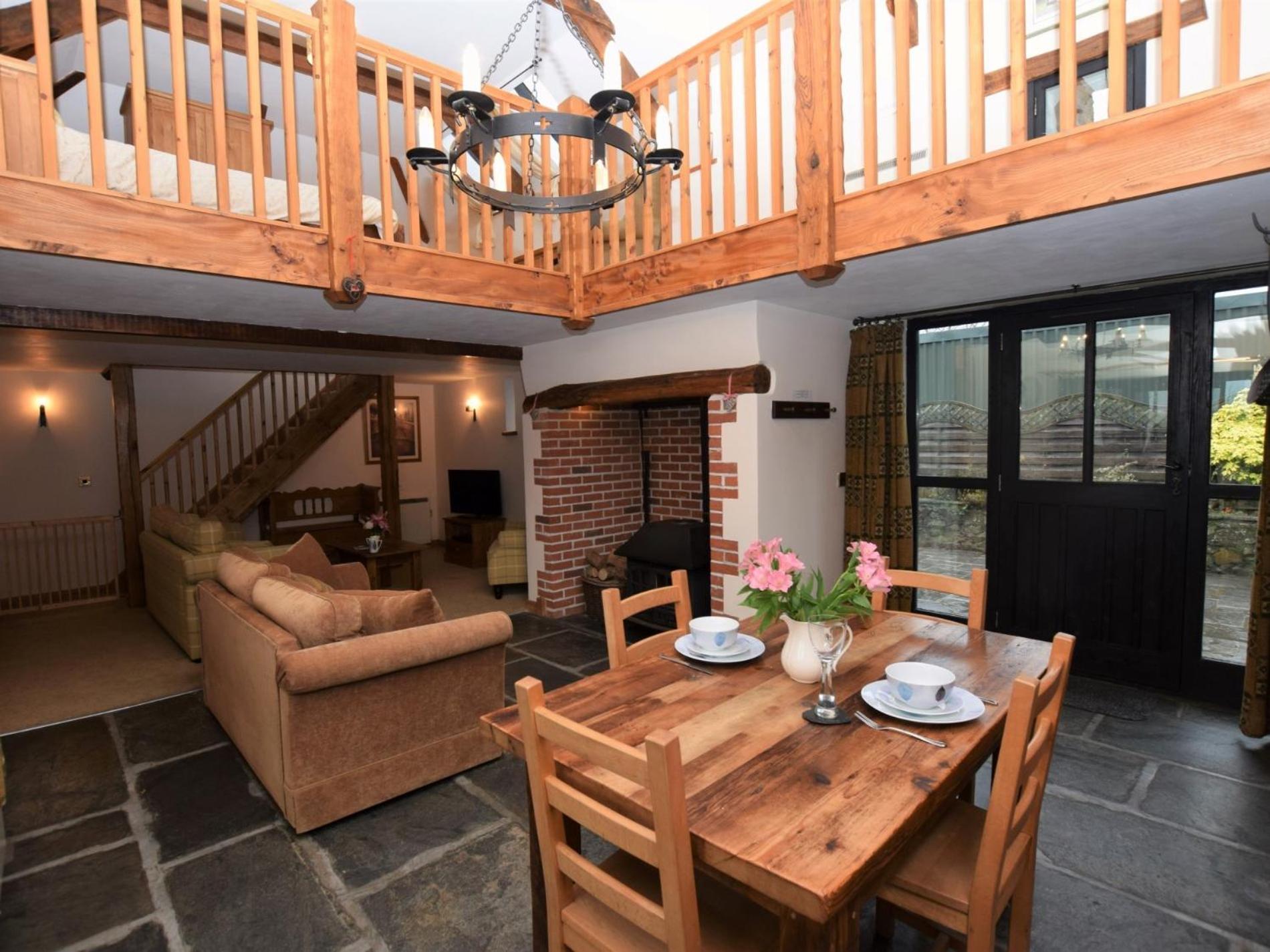 One-Bedroom House photo 1