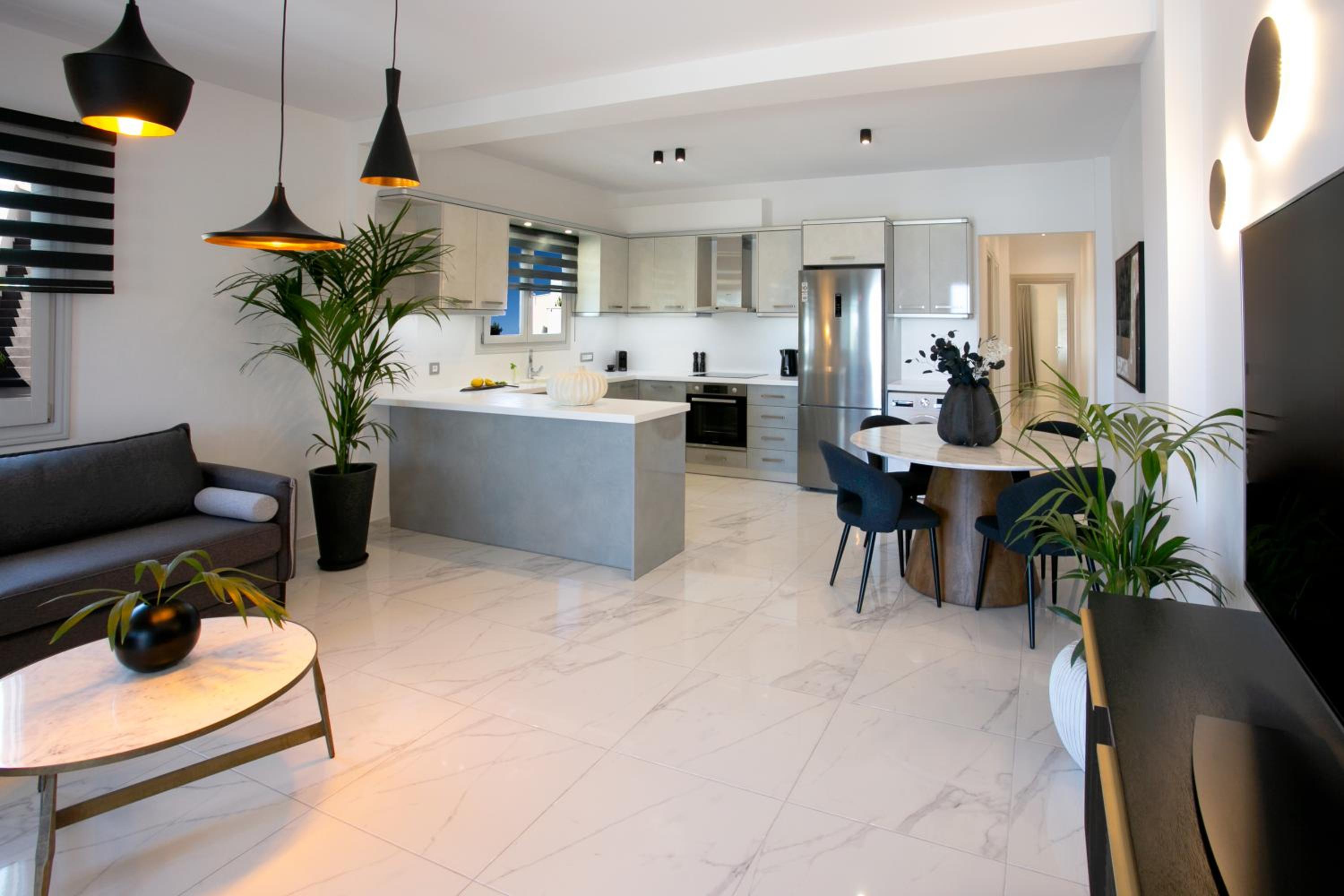 Beautiful two Bedroom Apartment