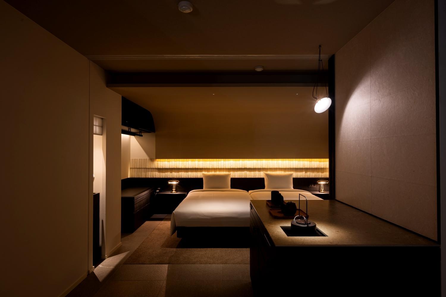 Suite with Mountain View - Photo 3
