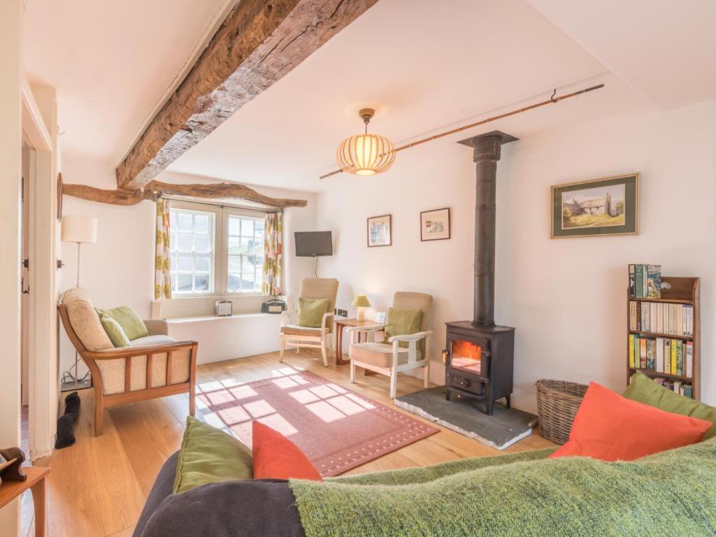 Three-Bedroom House photo 1