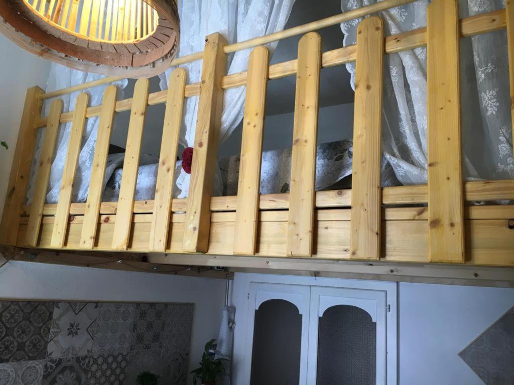 Studio - Split Level photo 2