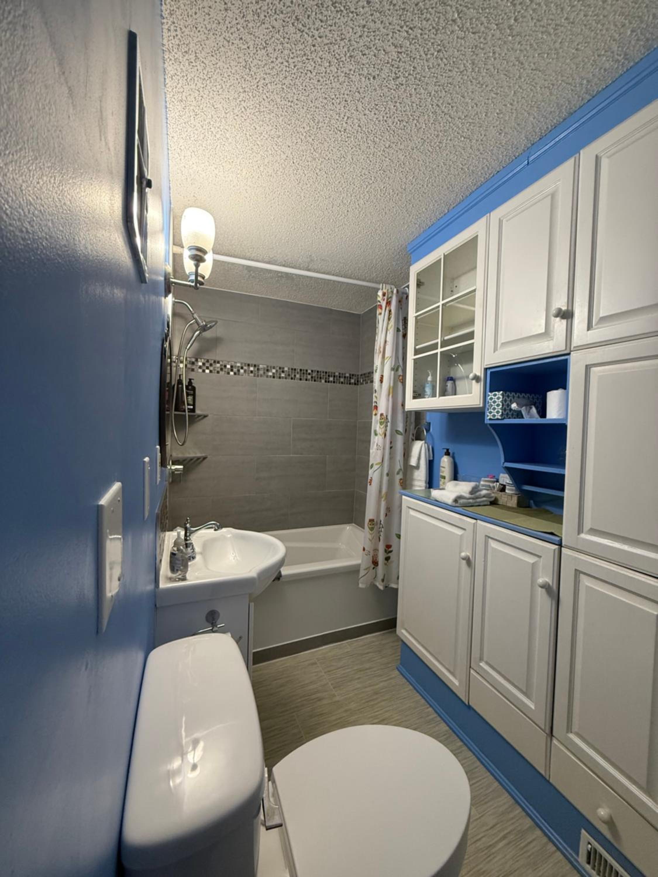 Standard Queen Room photo 1