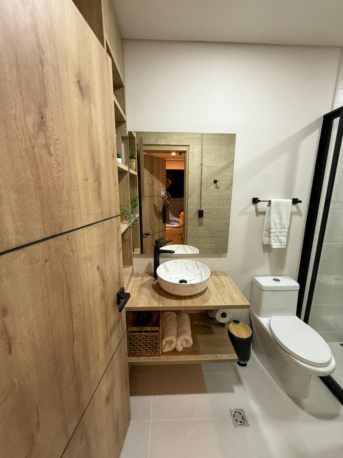 Queen Room with Spa Bath photo 2