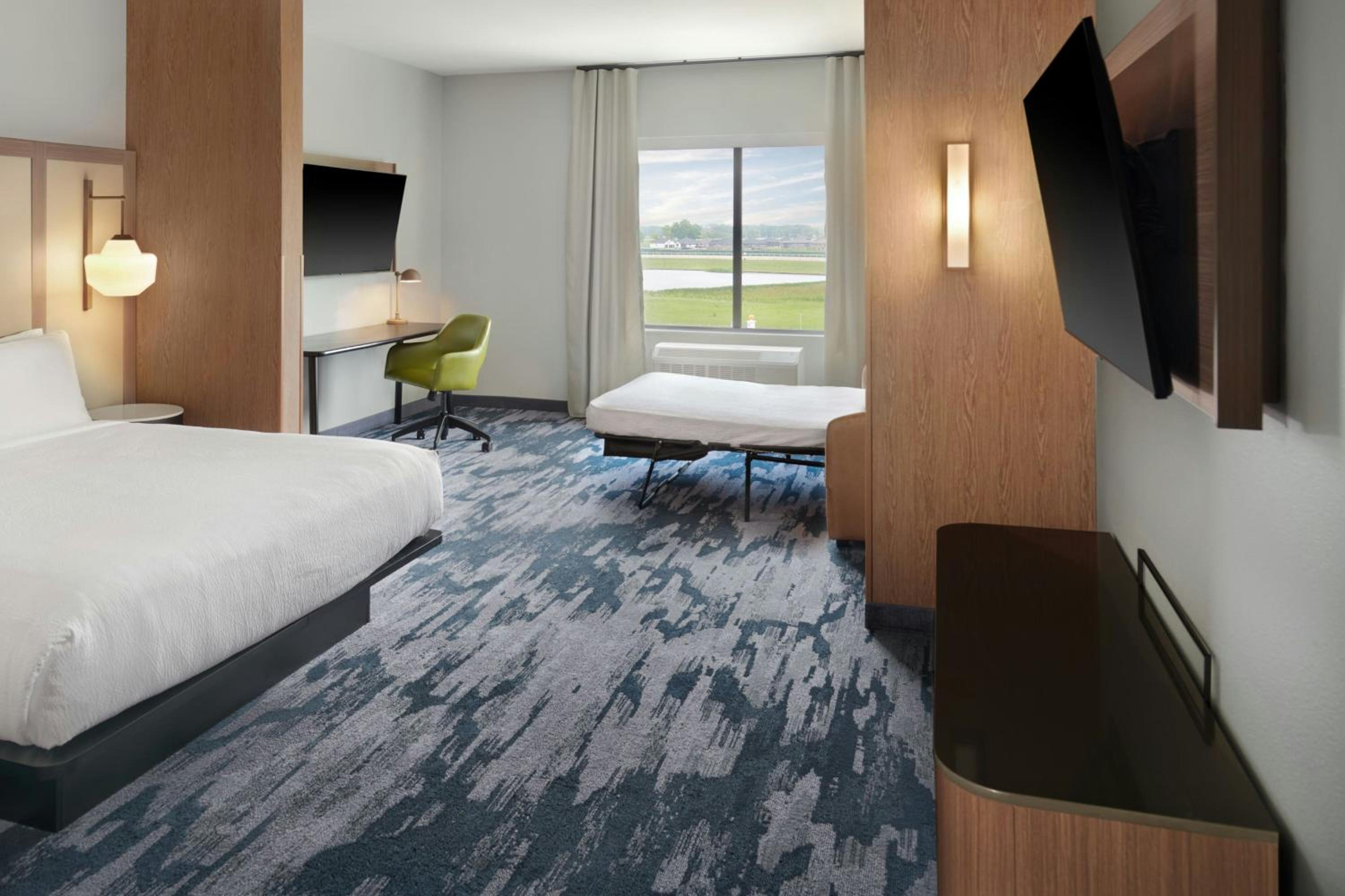 King Suite with Sofa Bed and Adapted Tub - Mobility and Hearing Accessible