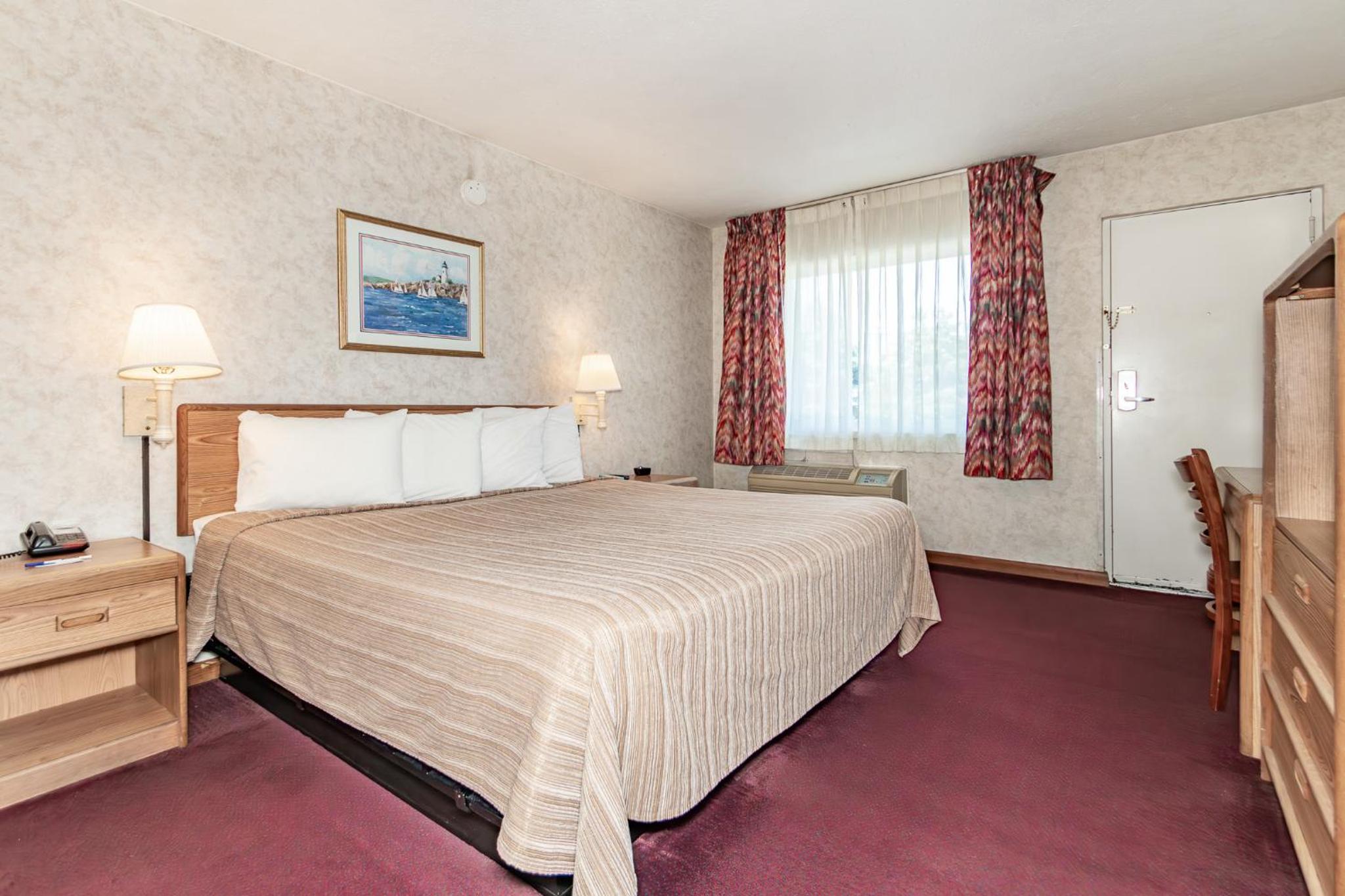 King Room with Spa Bath