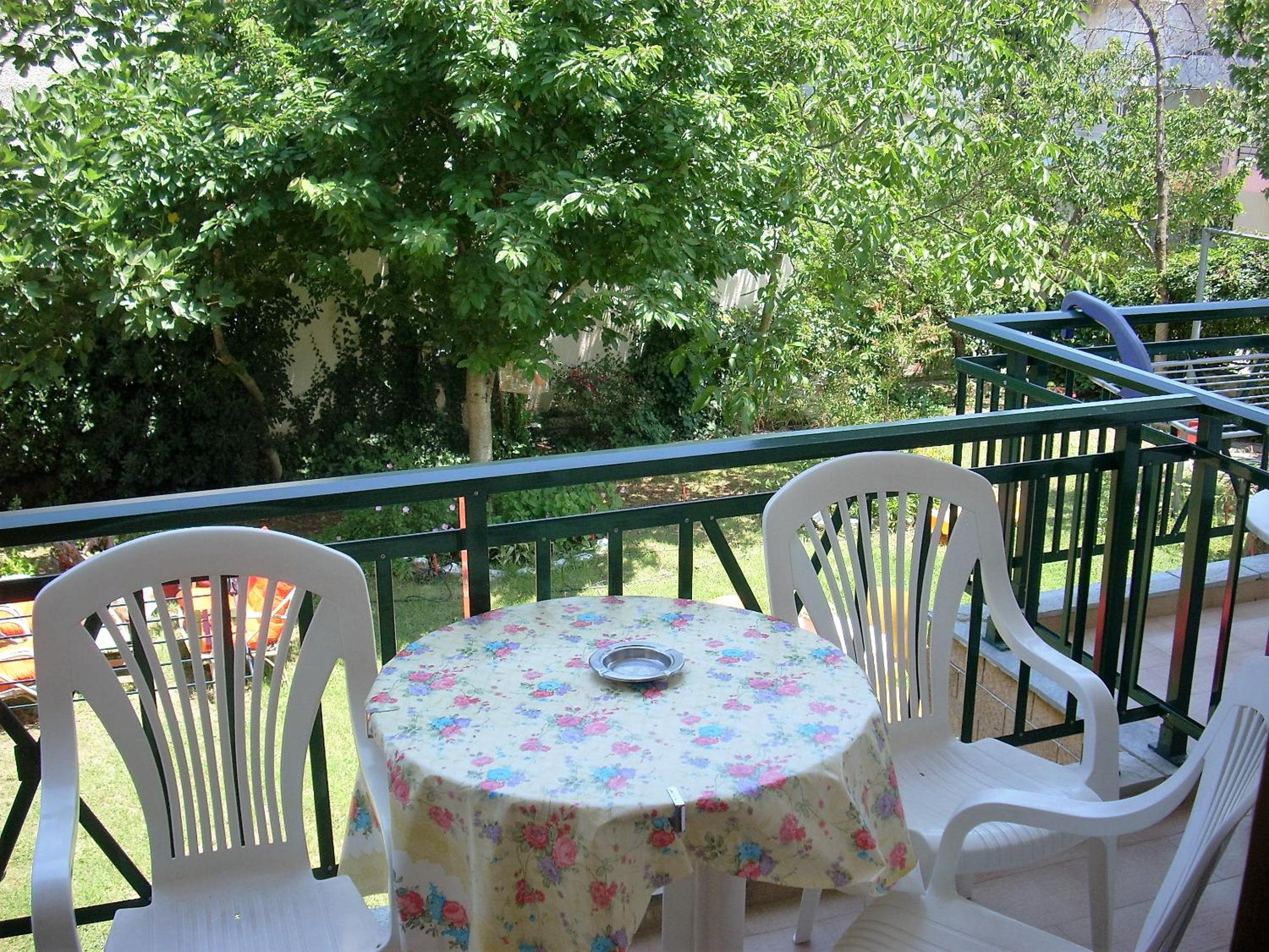 Studio (2 Adults) - Photo 8