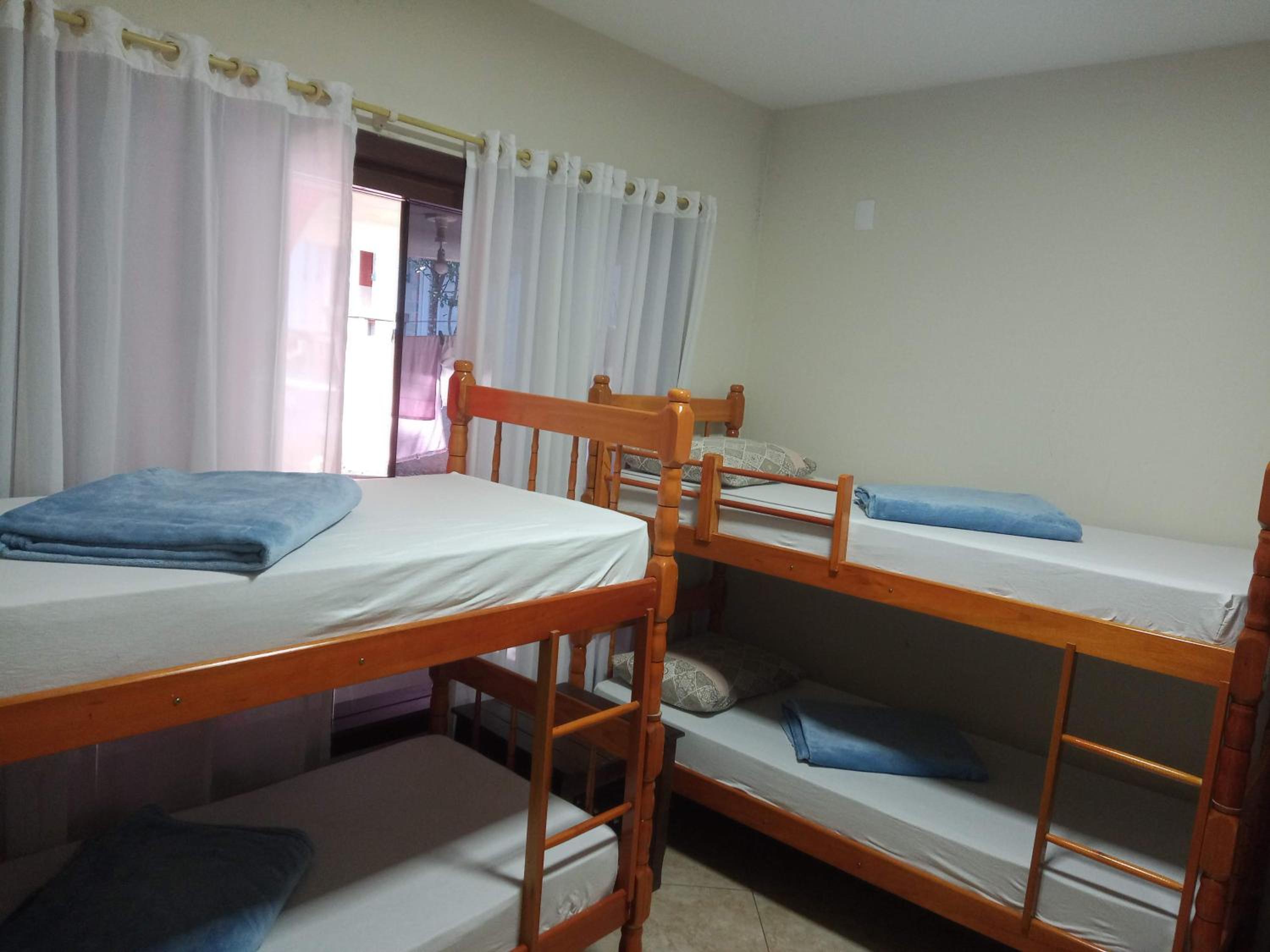 6-Bed Male Dormitory Room photo 1