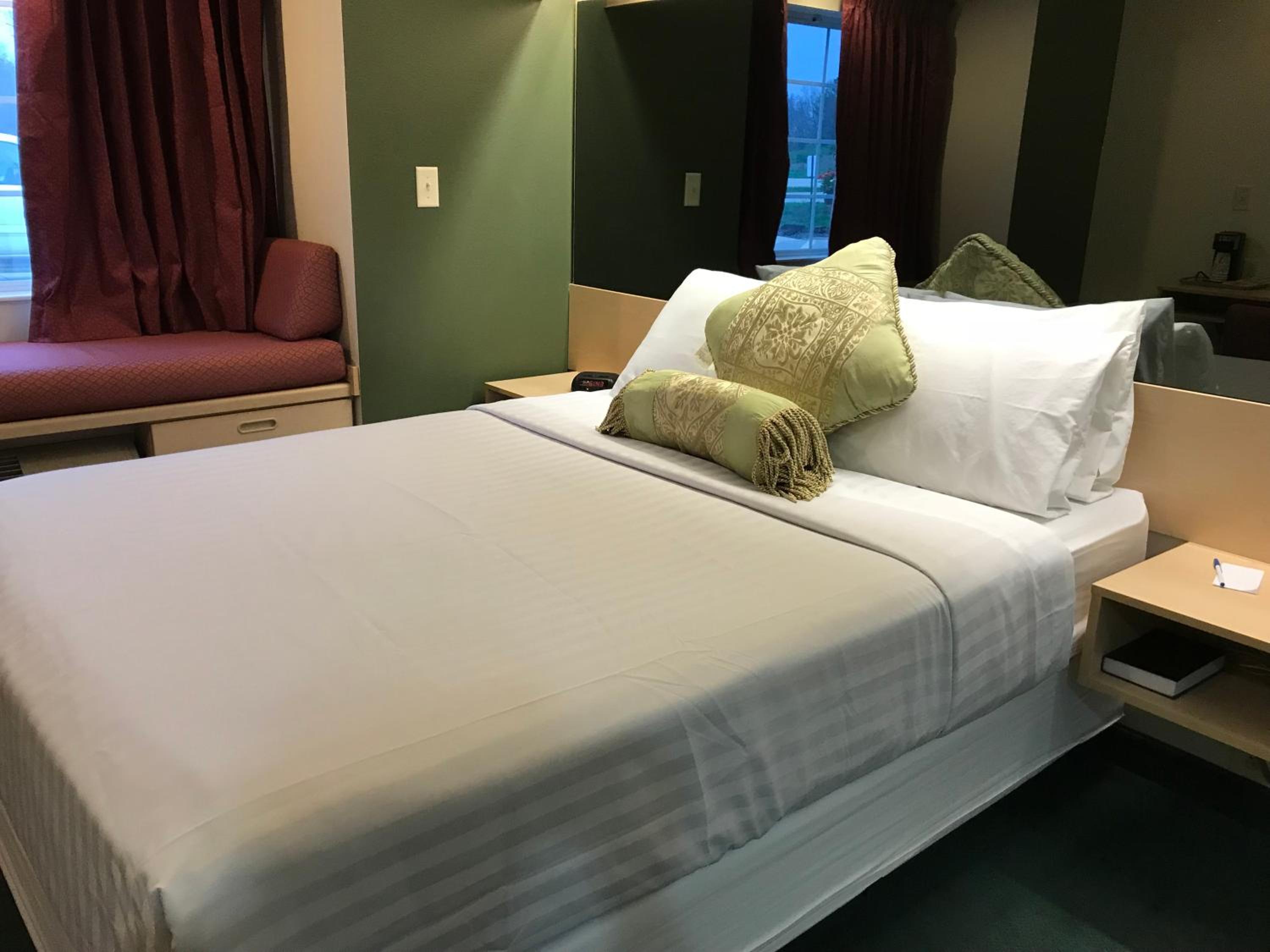 Standard Double Room - Photo 1