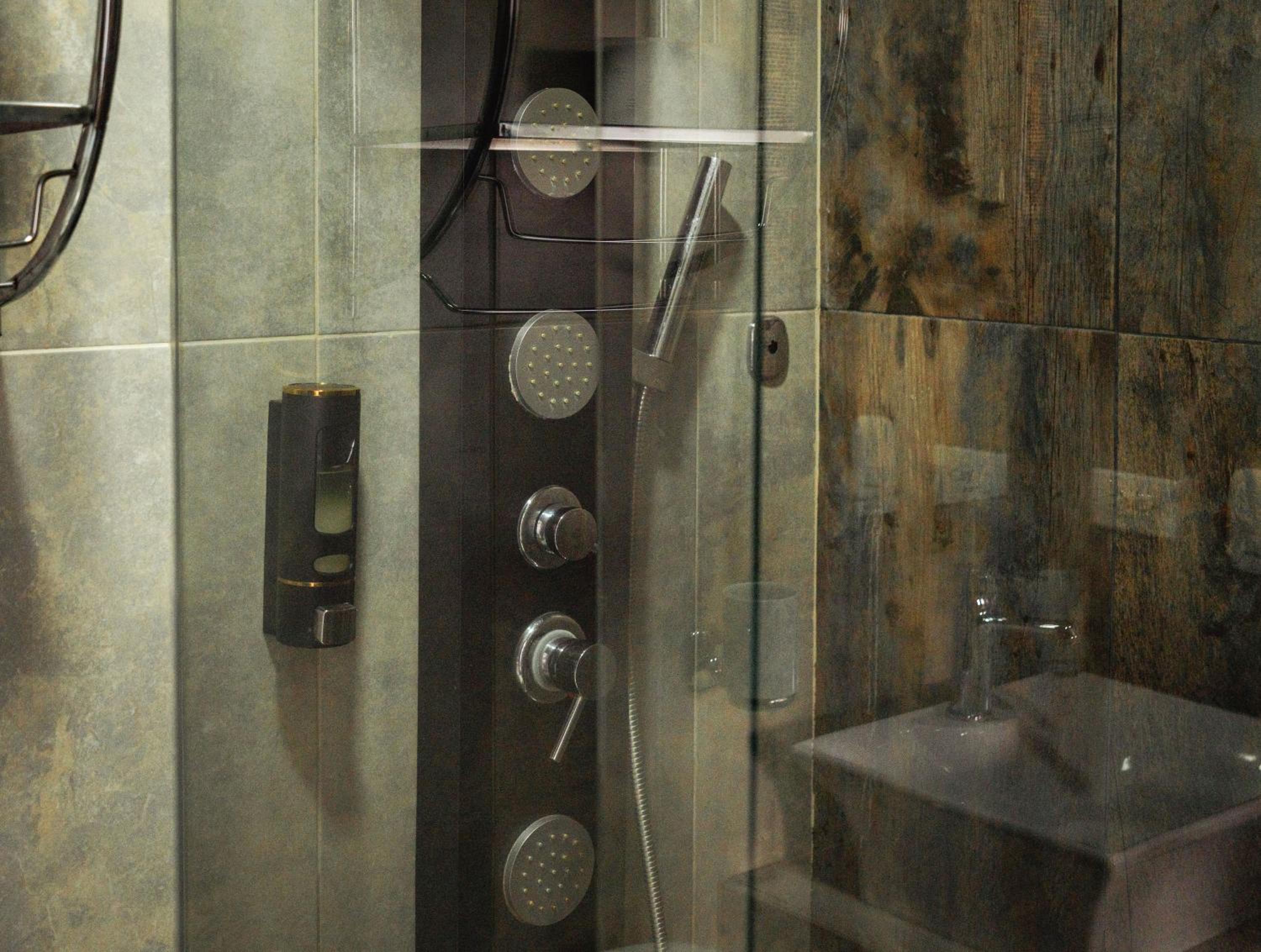 Deluxe Double Room with Bath