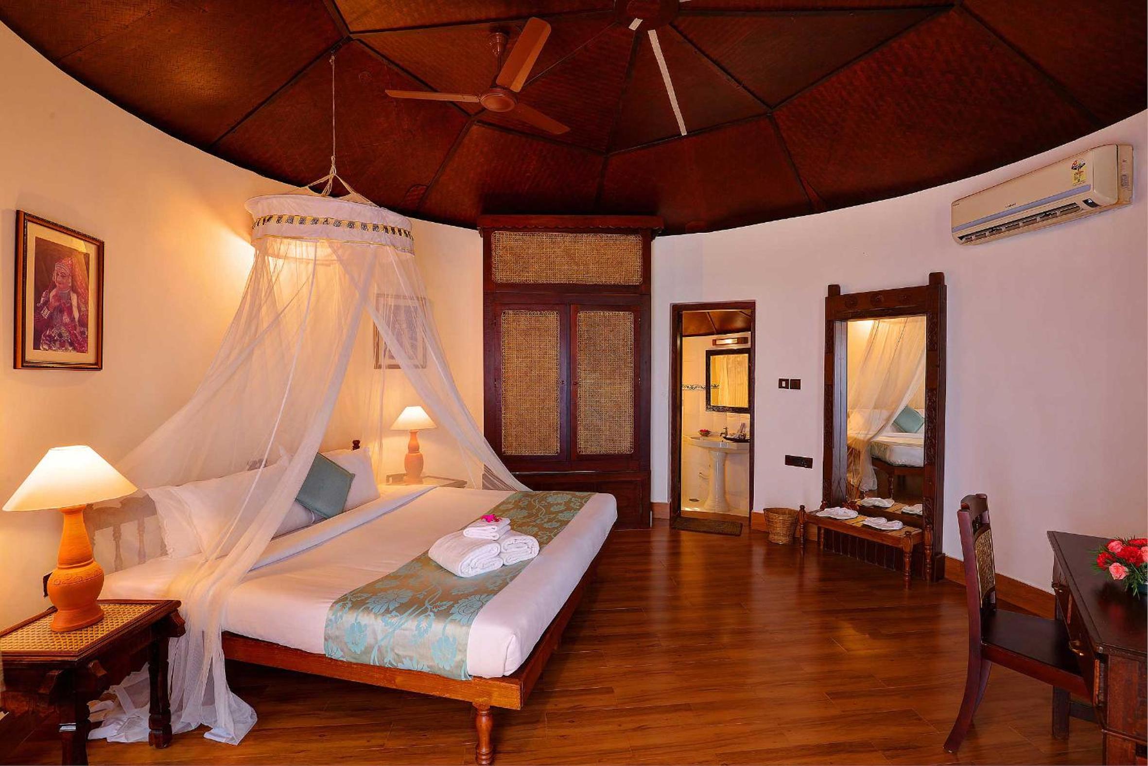 Ayurveda Panchkarma / Slimming Program - Special Cottage Room