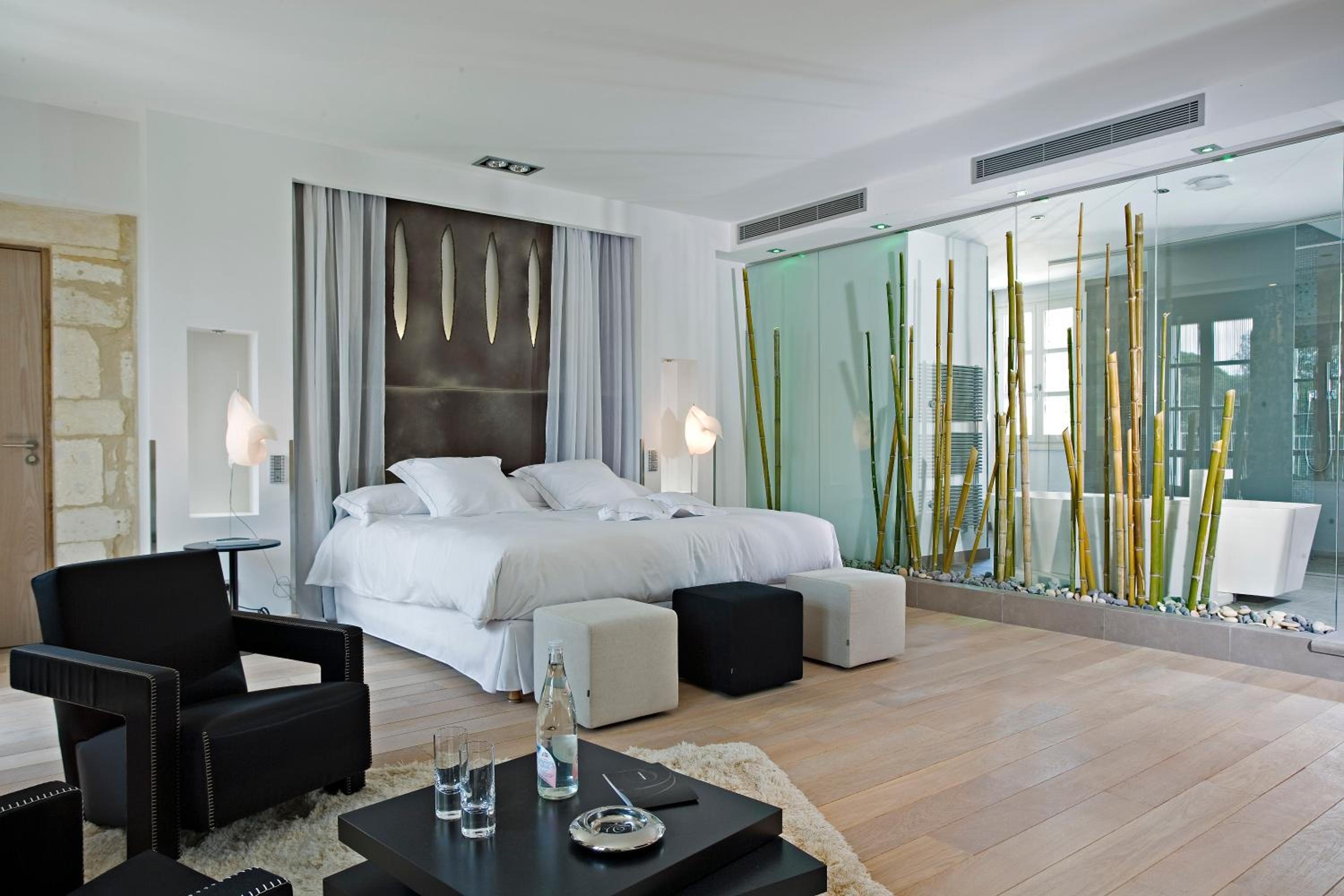 Junior Suite - Main Building