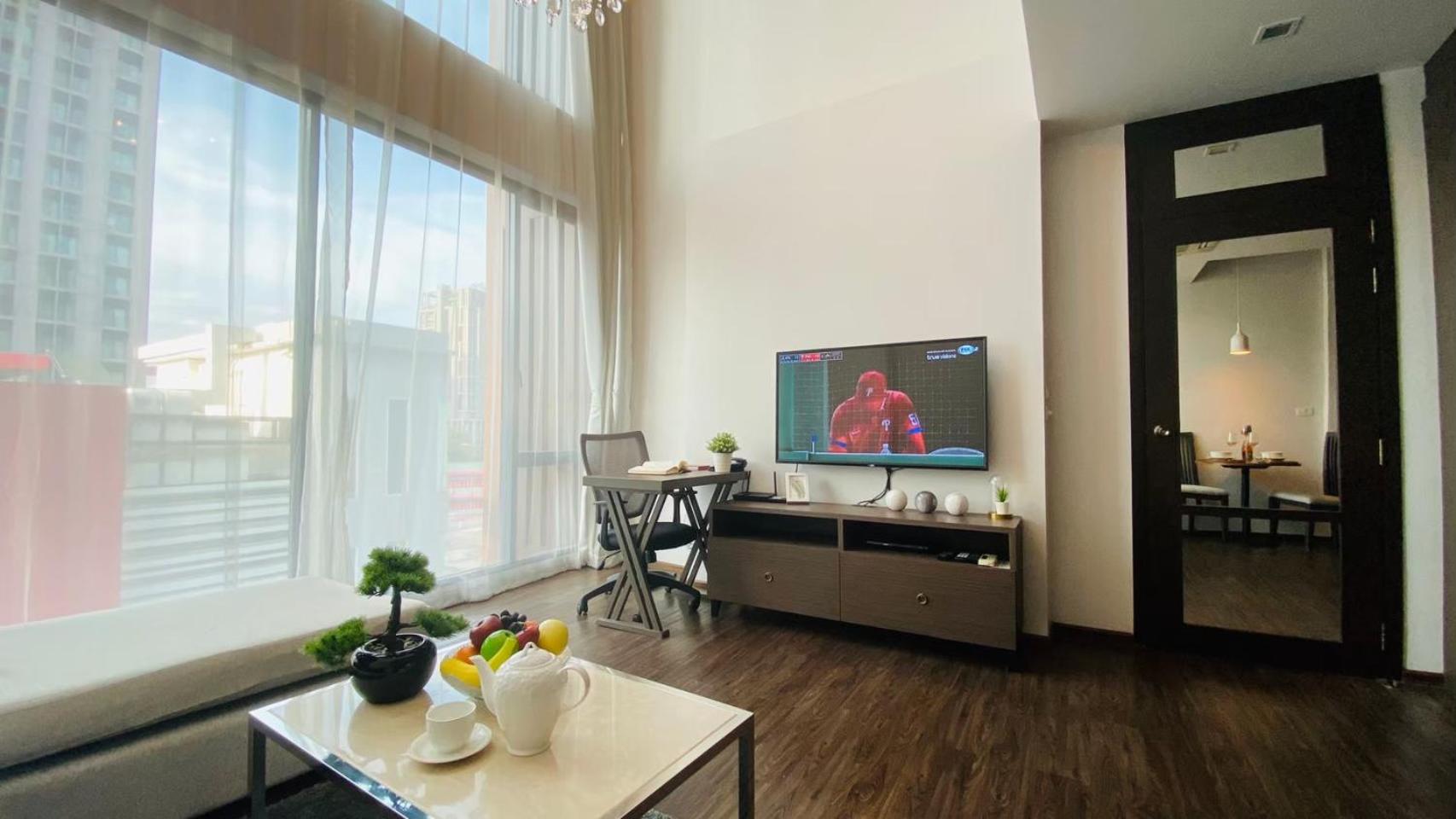 One-Bedroom Suite photo 2