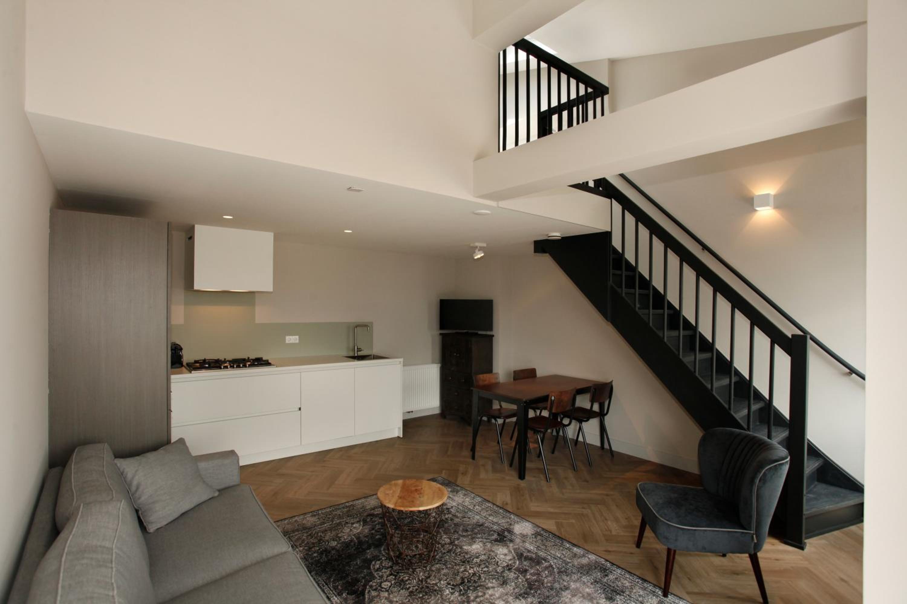 Two-Bedroom Apartment with Terrace photo 3