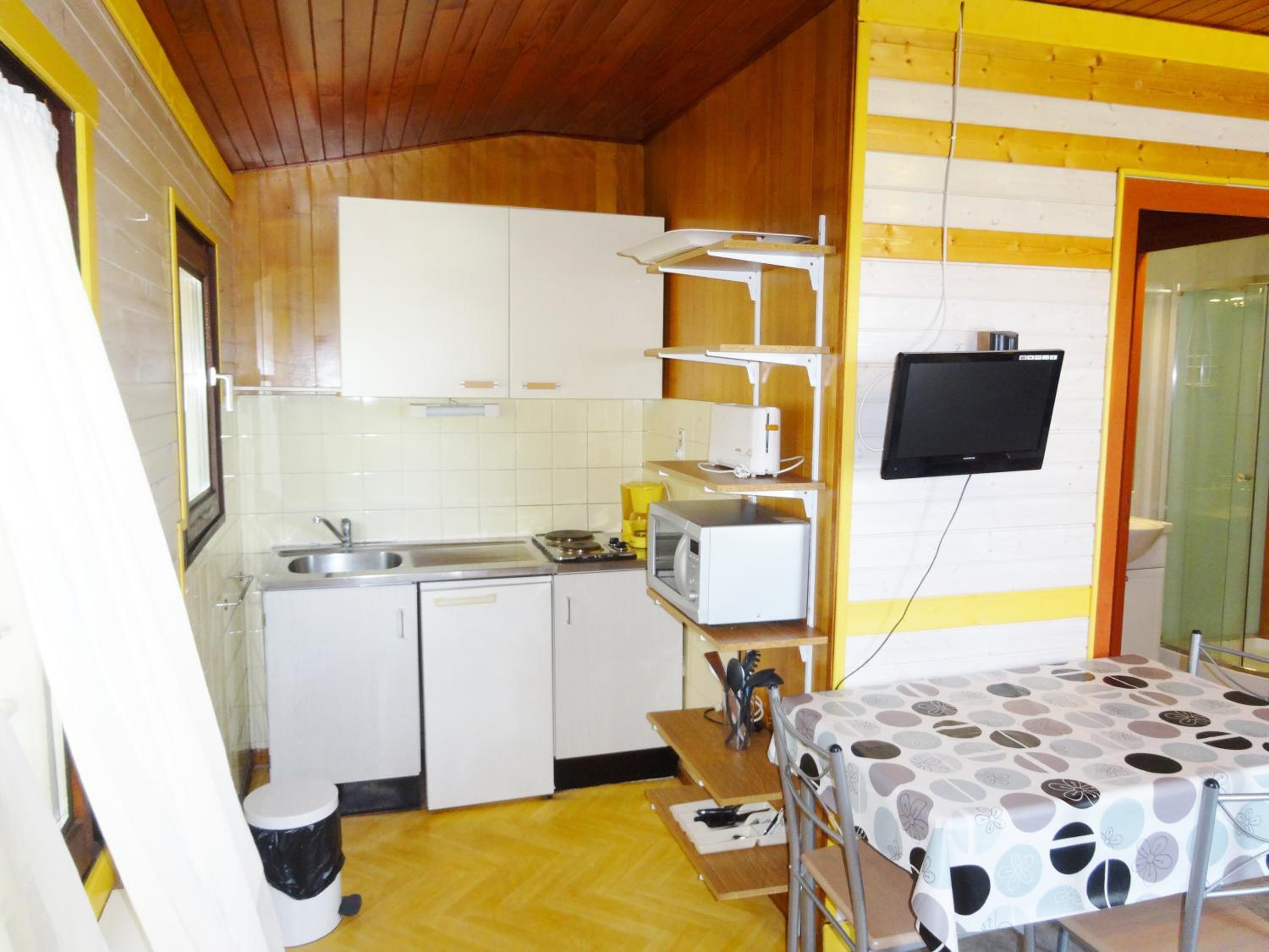 Apartment with Terrace photo 3