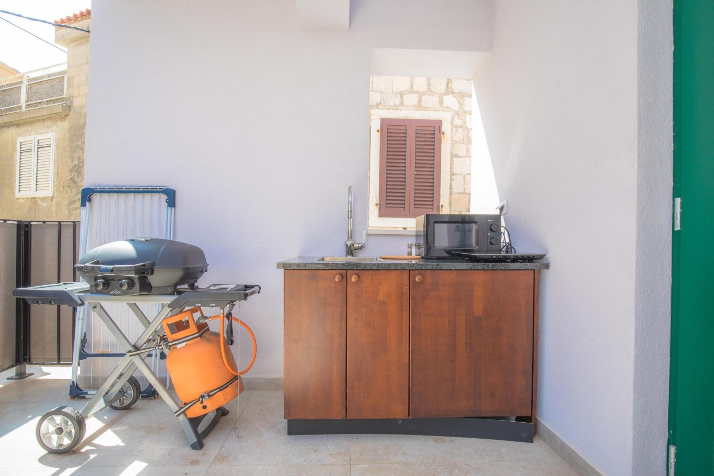 Studio with Terrace photo 2