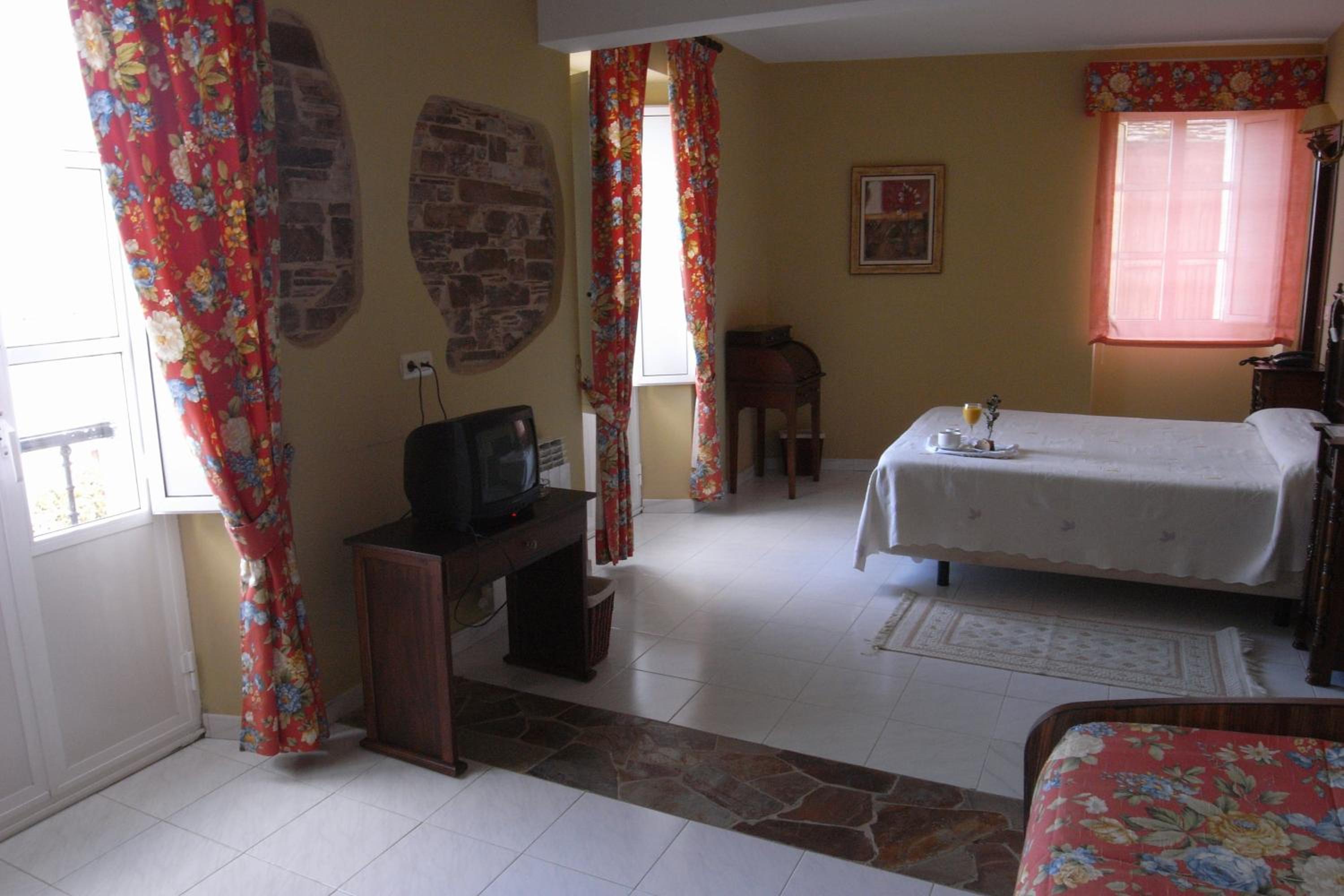 Habitación Doble o con Dos Camas con Cama Adicional