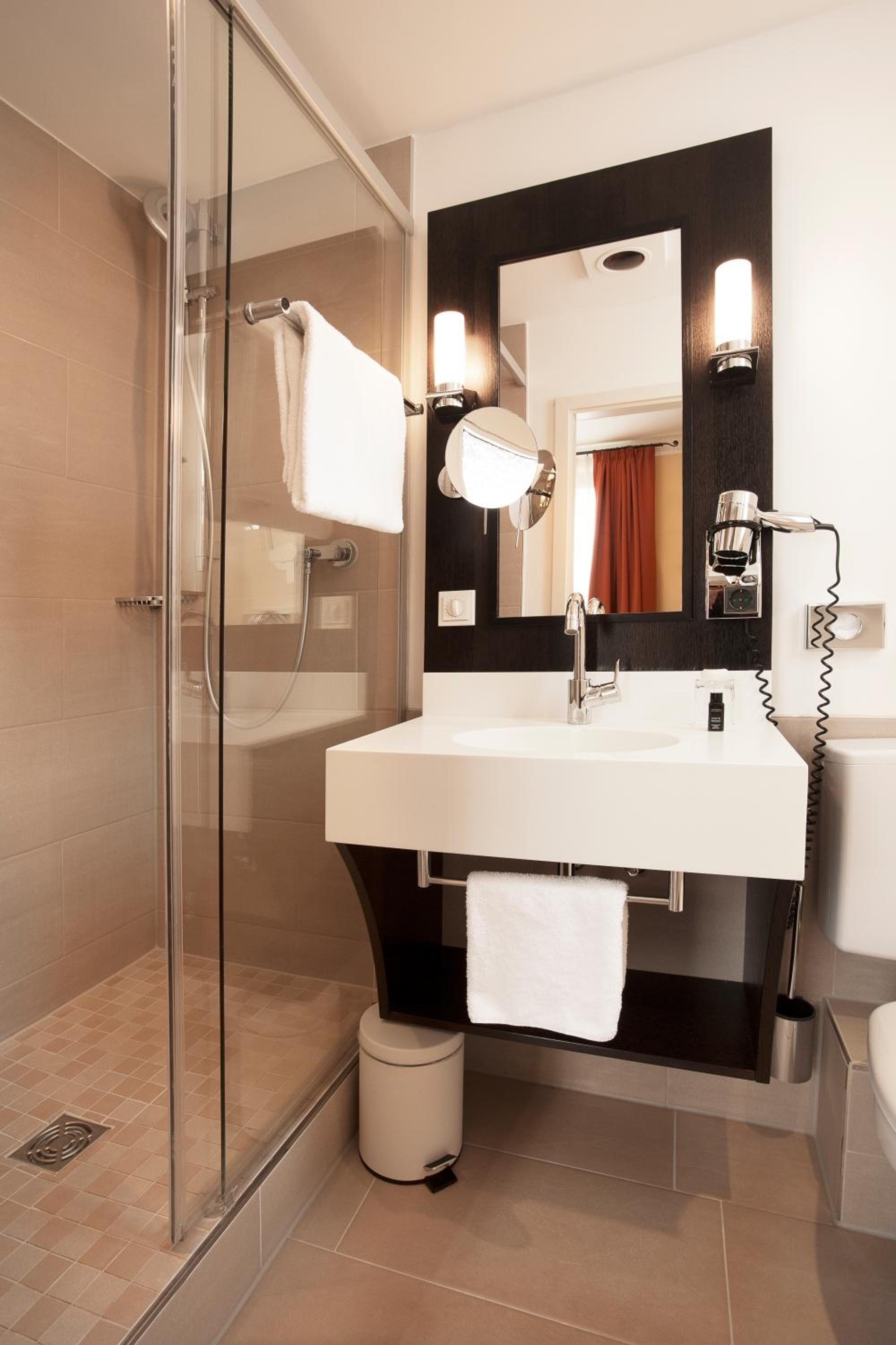 Superior Single Room photo 3