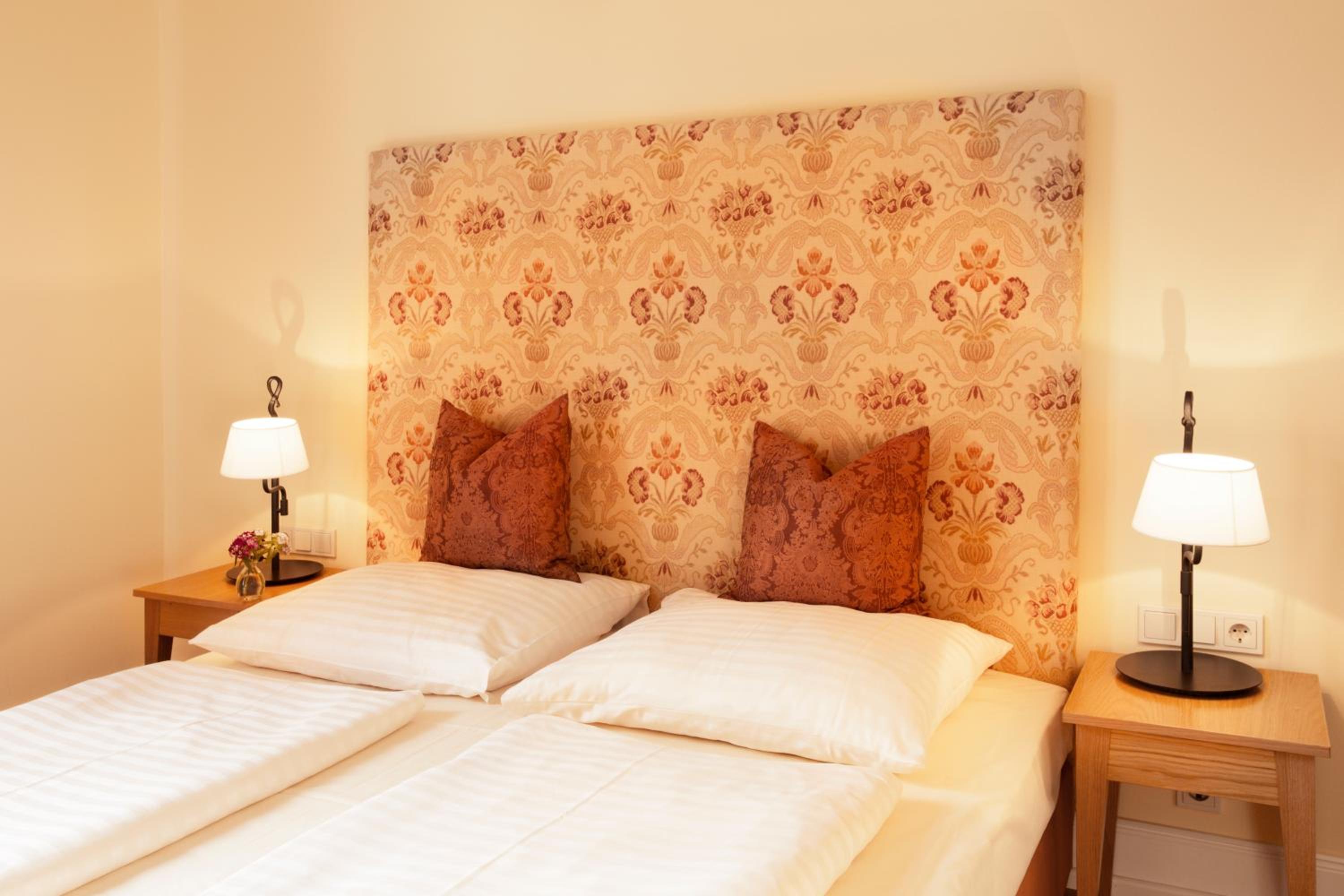 Standard Double or Twin Room - Photo 1