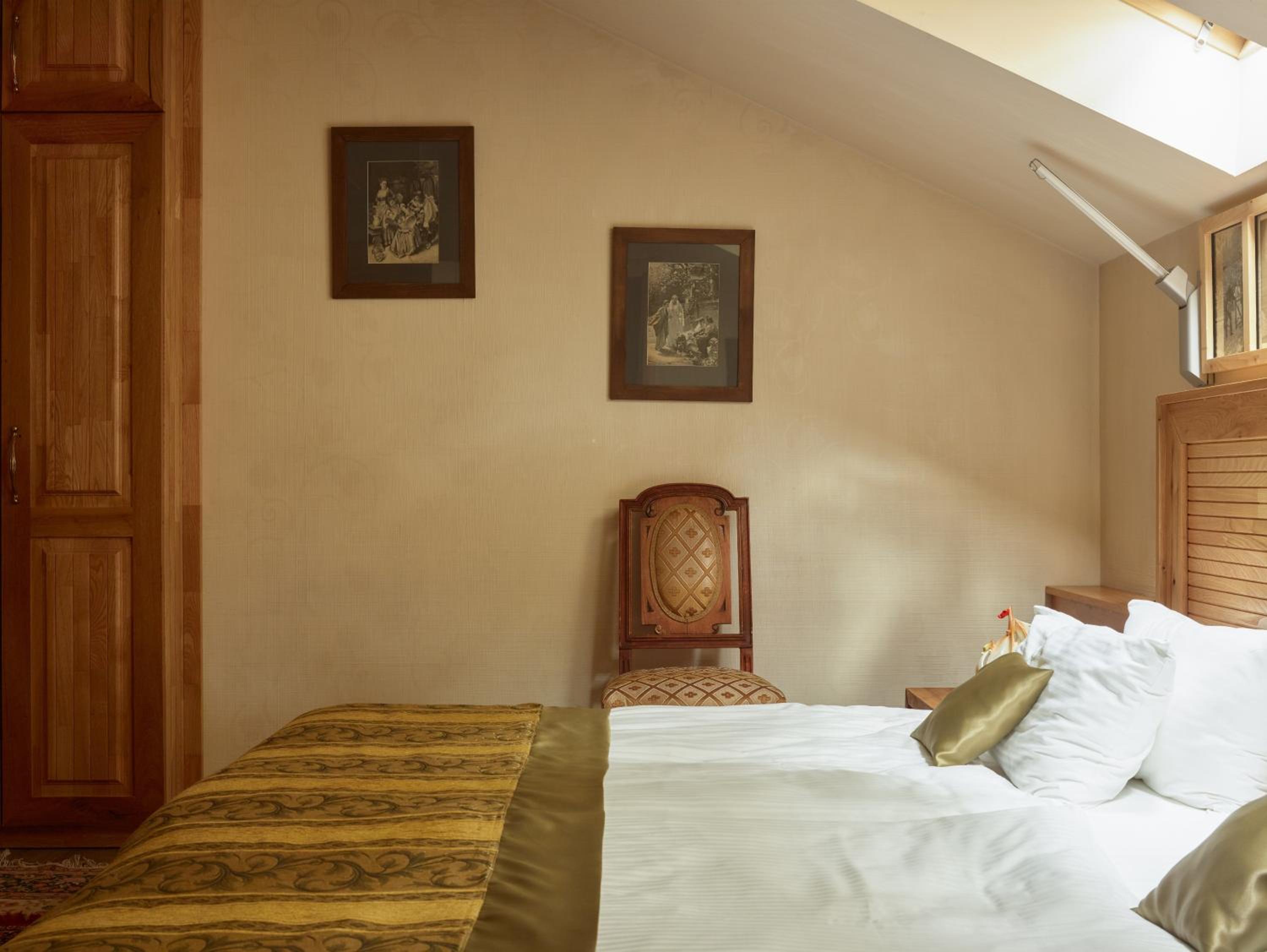 Standard Double Room photo 3