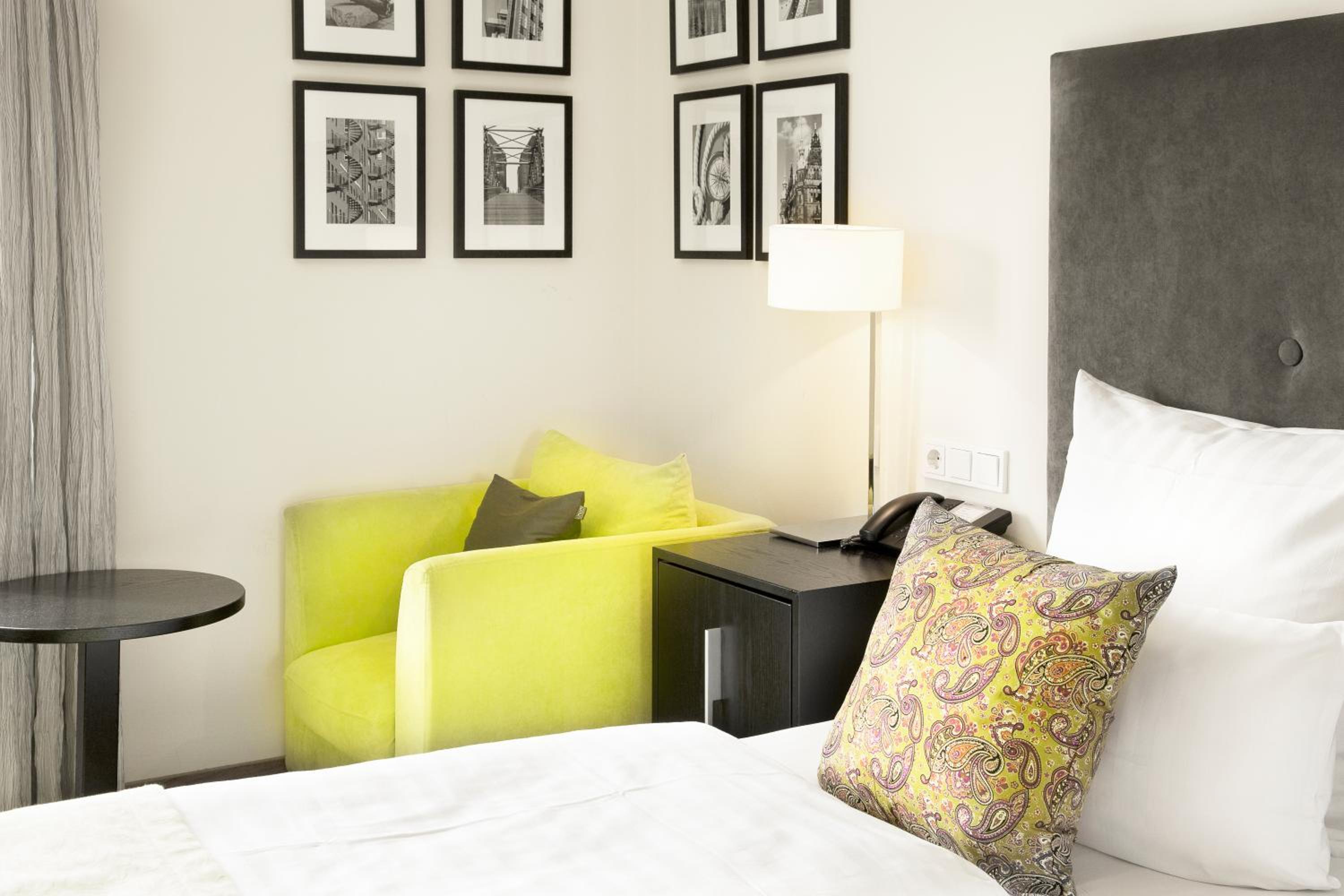 Double Room - Photo 7