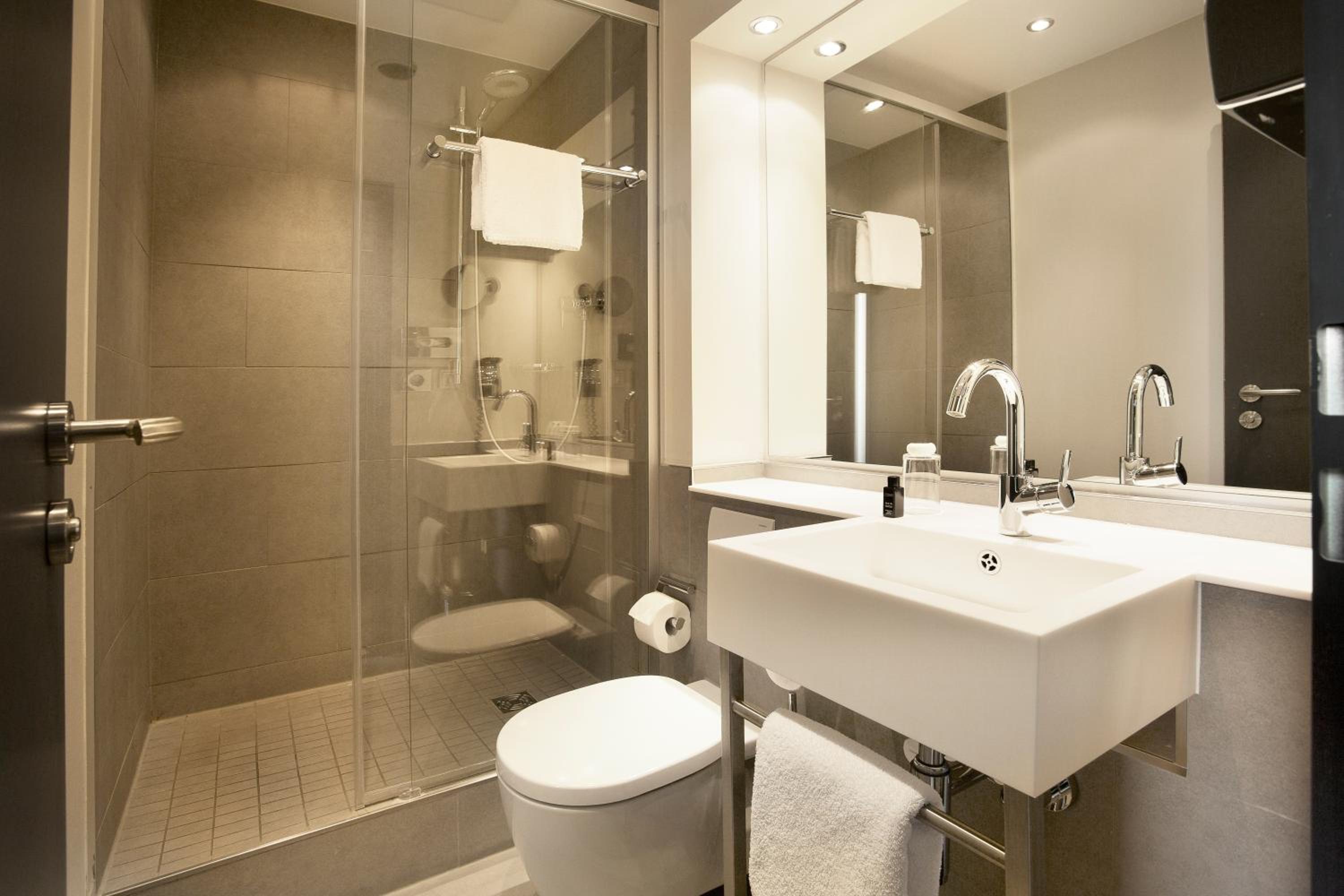 Double Room - Photo 2