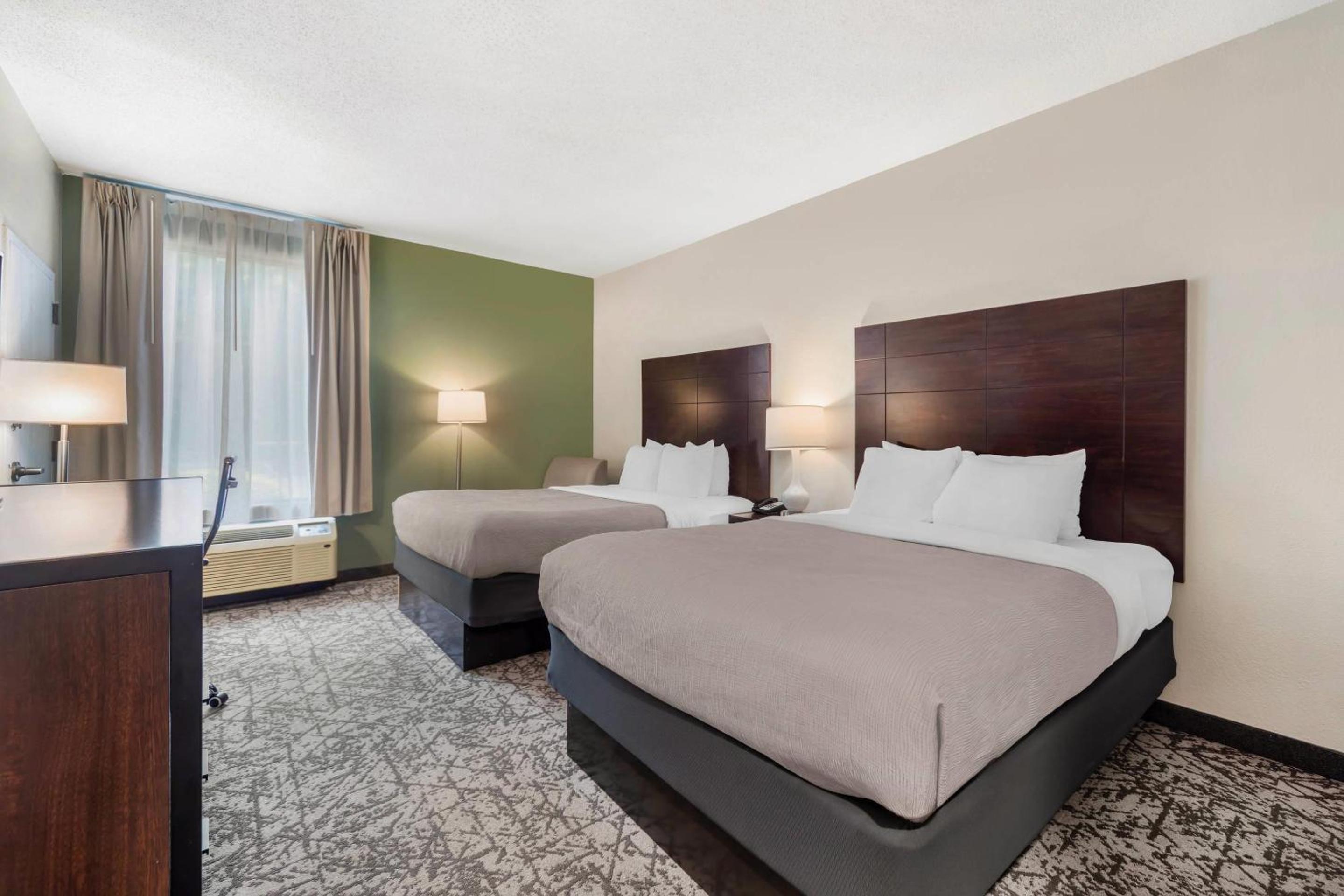 Queen Room with Two Queen Beds - Accessible/Non-Smoking  - Photo 1