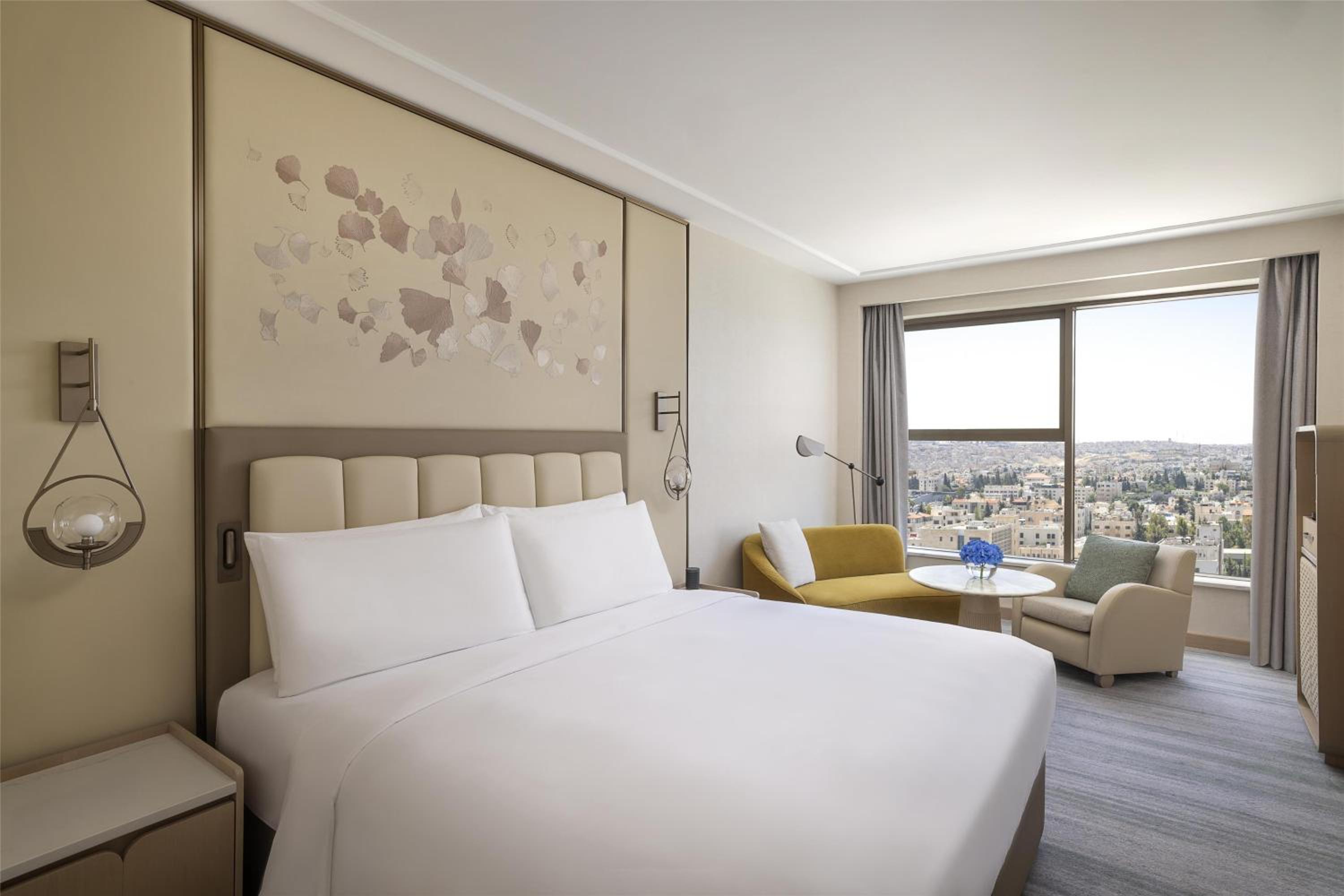 Club Signia King Room - Photo 1