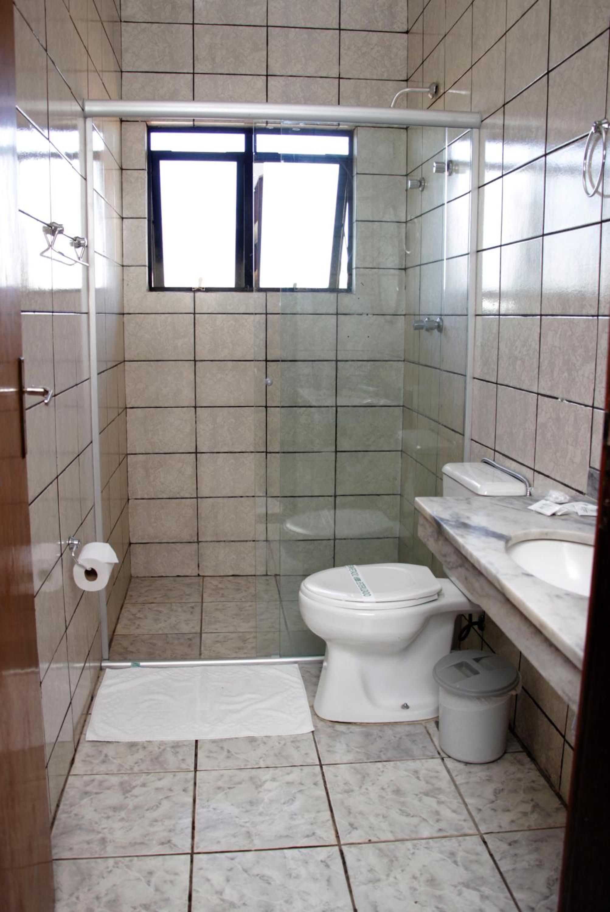 Deluxe Triple Room with Lake View photo 2