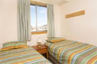Standard Twin Room with Shared Bathroom photo 2