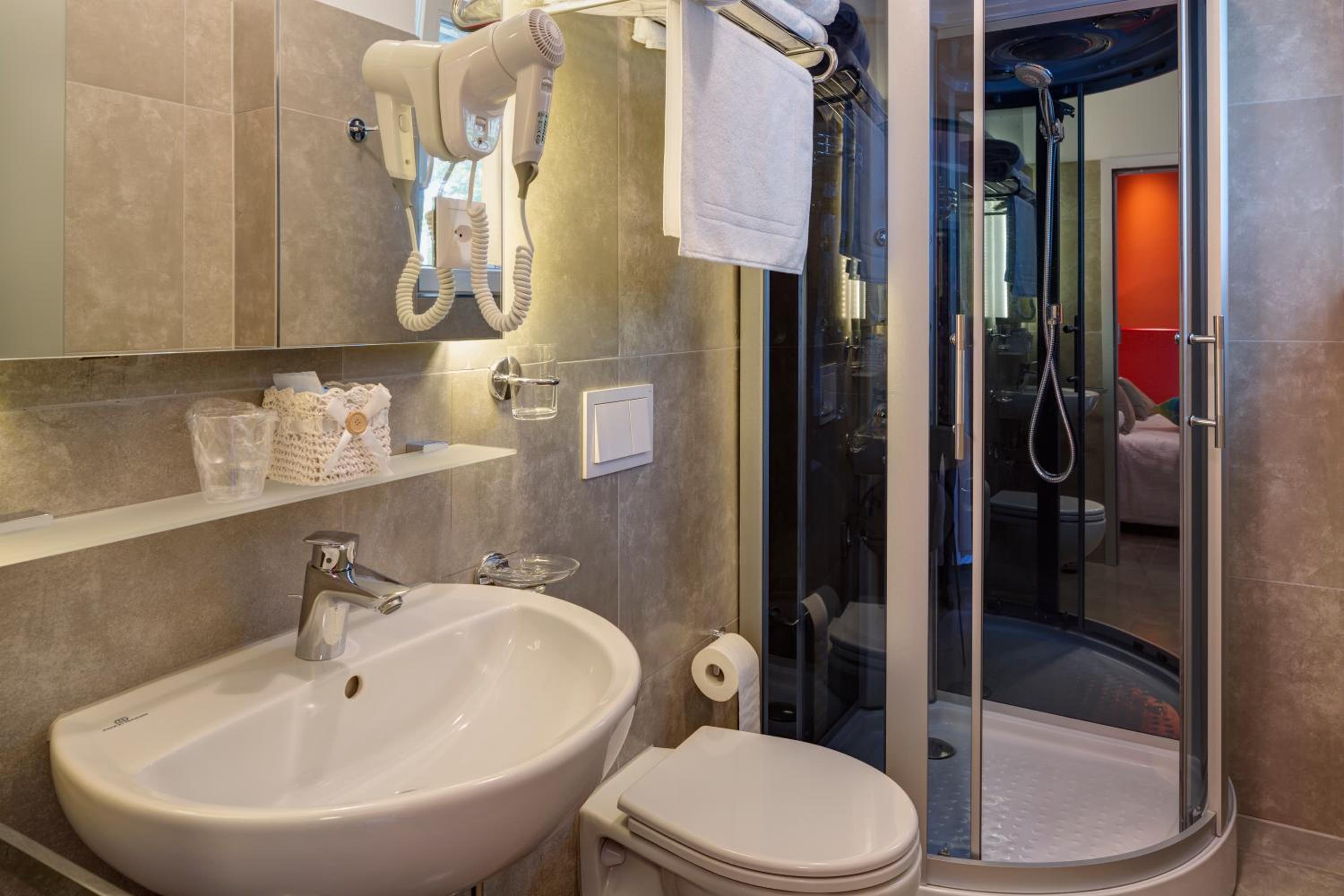 Junior Suite - Photo 5