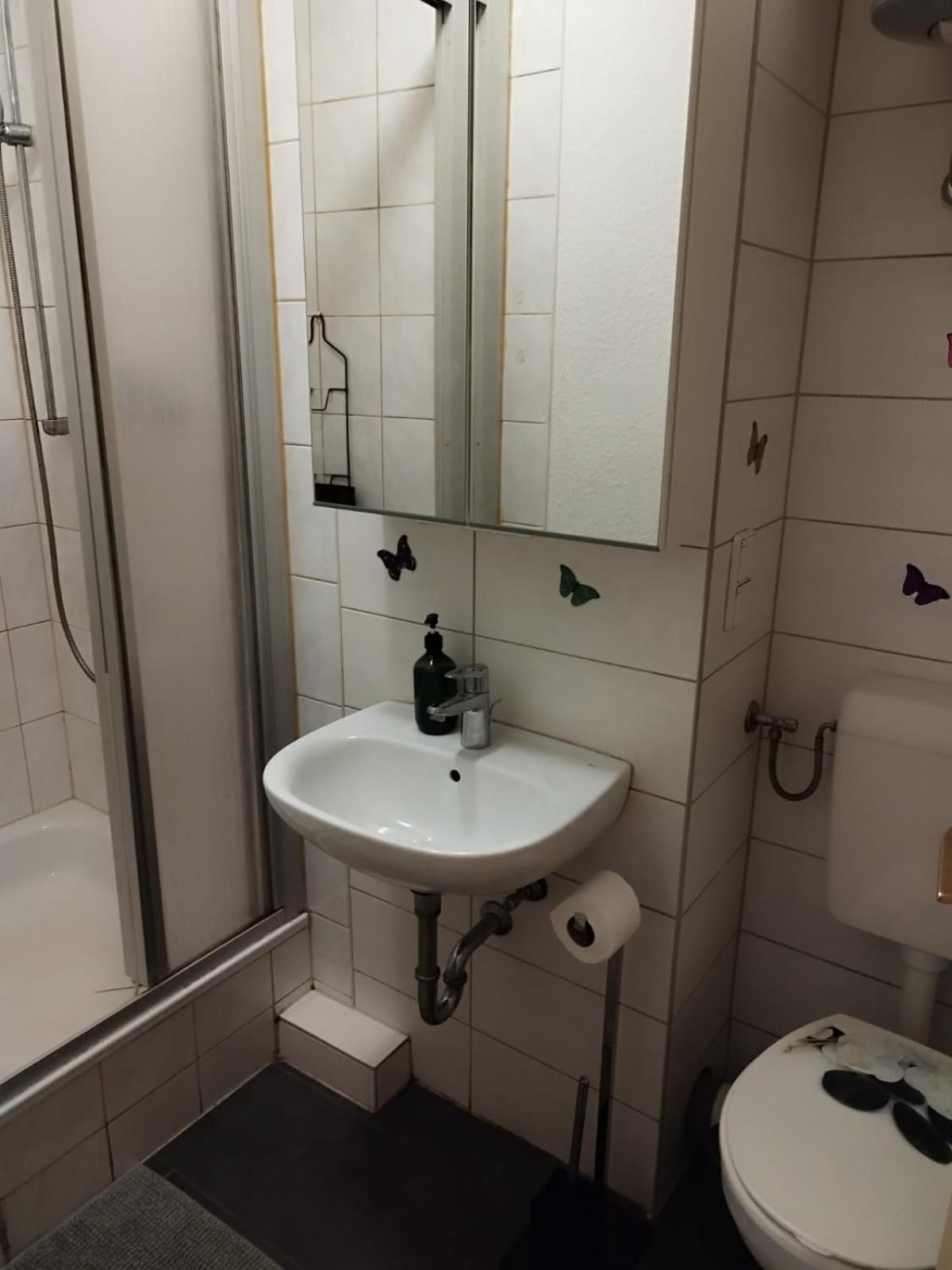 Three-Bedroom Apartment photo 2