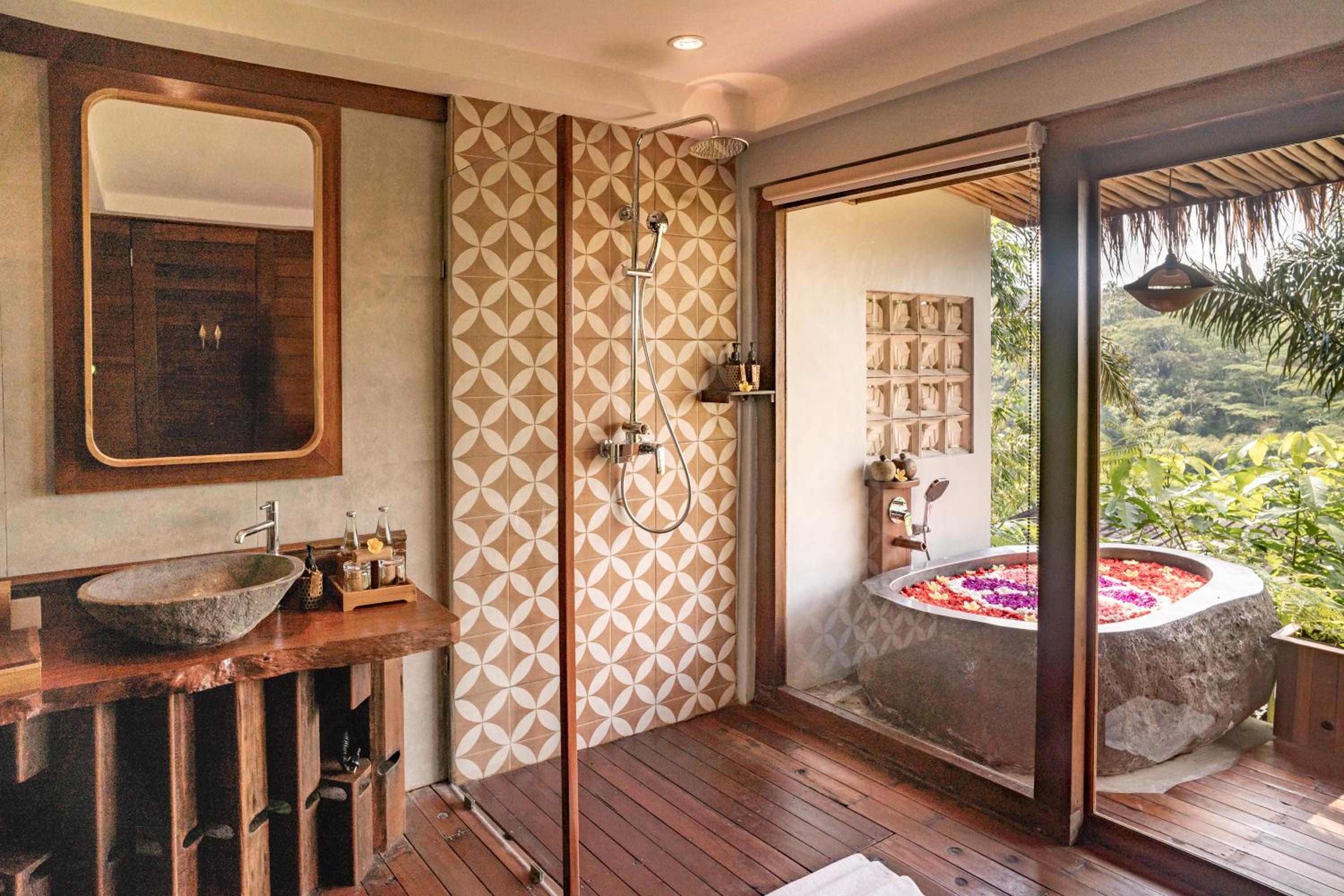 Honeymooner Rain Forest Valley Cabin with Free Mini-bar  - Photo 7