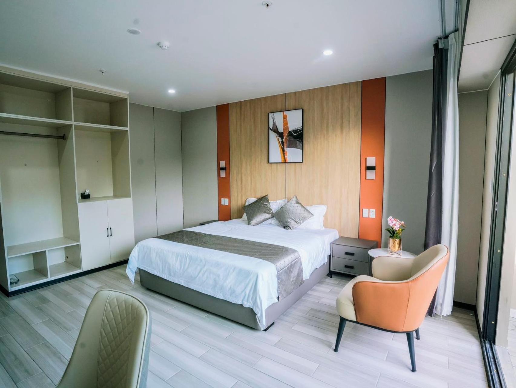 Double Room with Mountain View