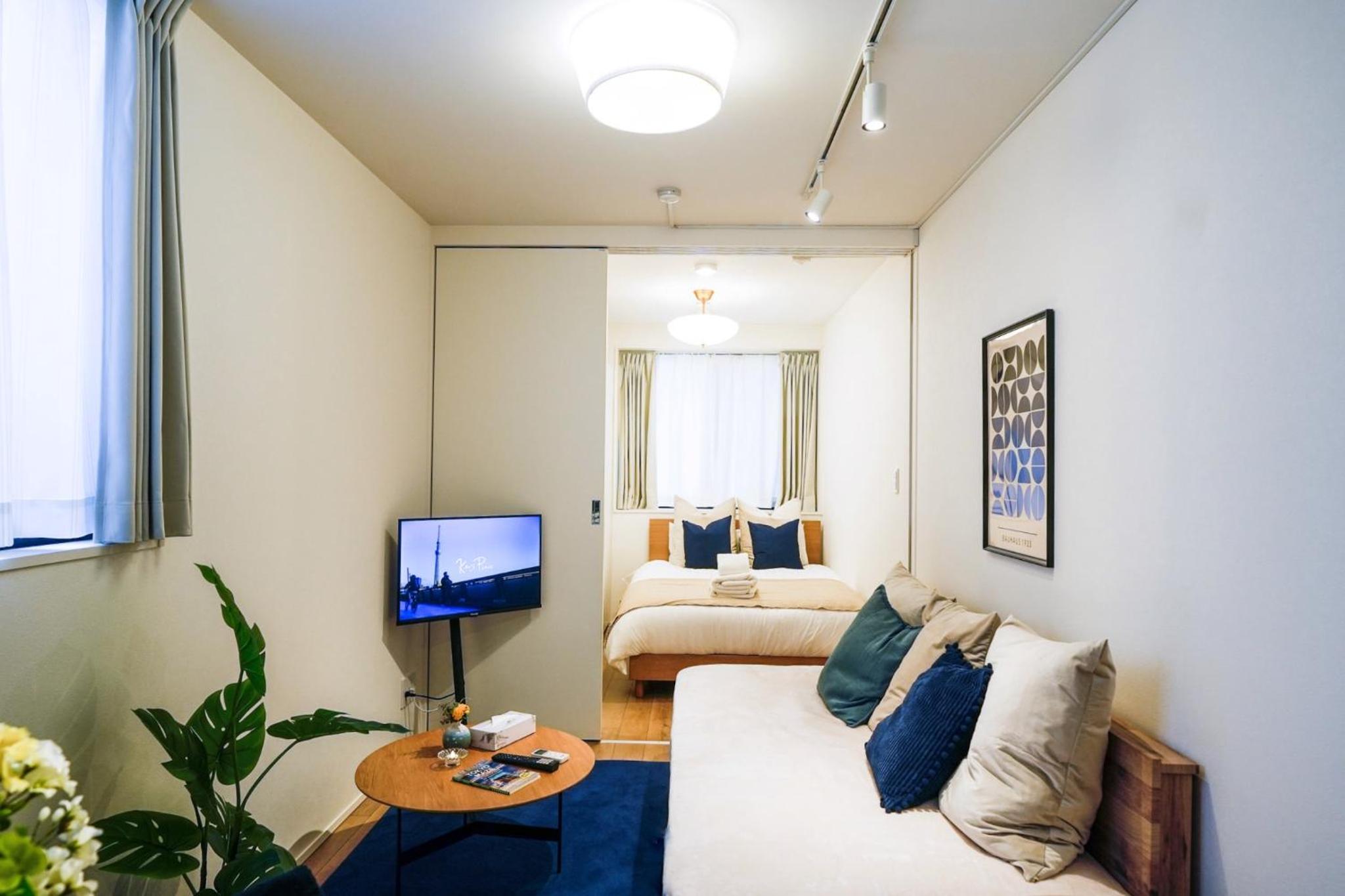 One-Bedroom Apartment photo 1