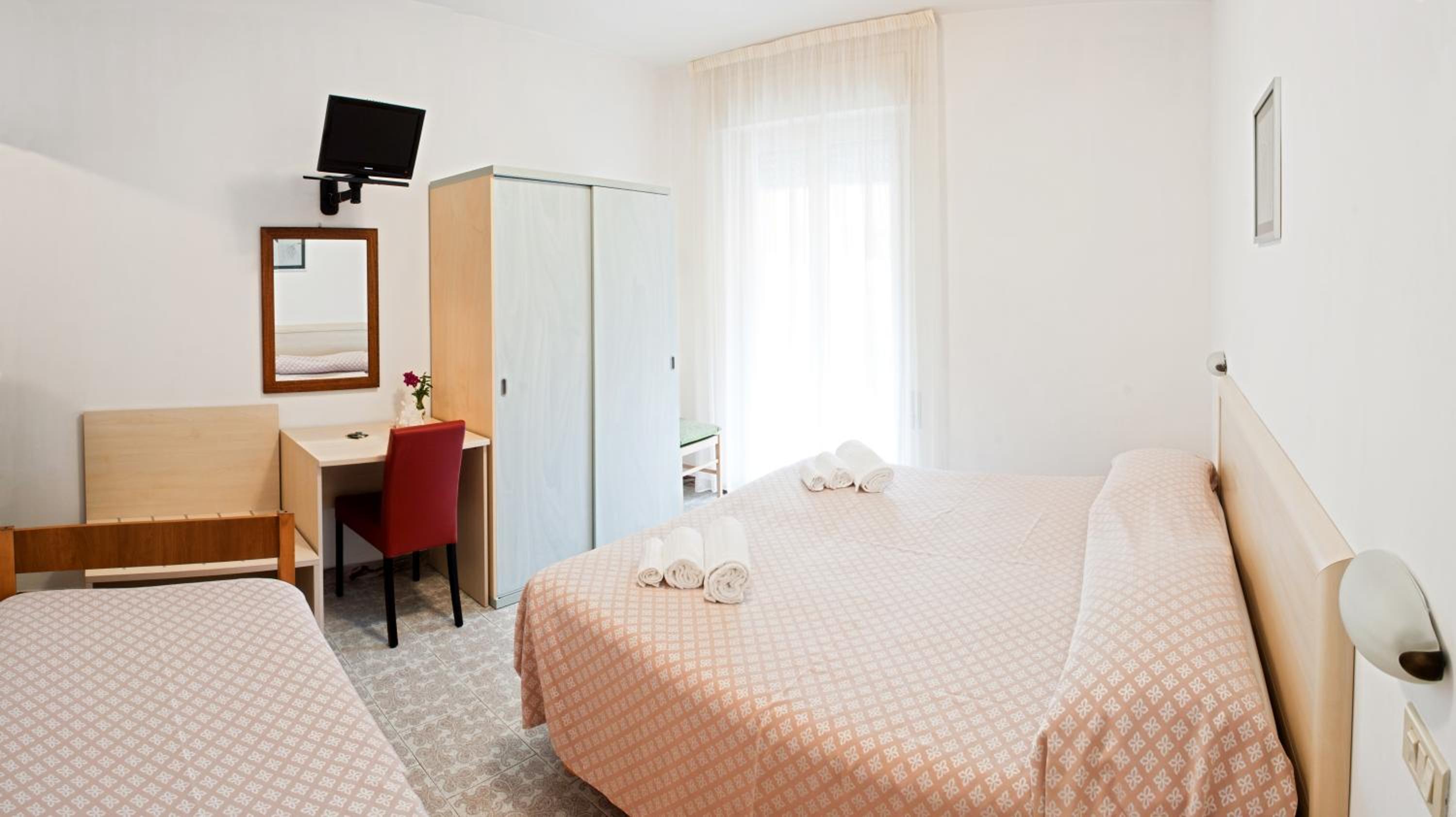 Triple Room photo 3