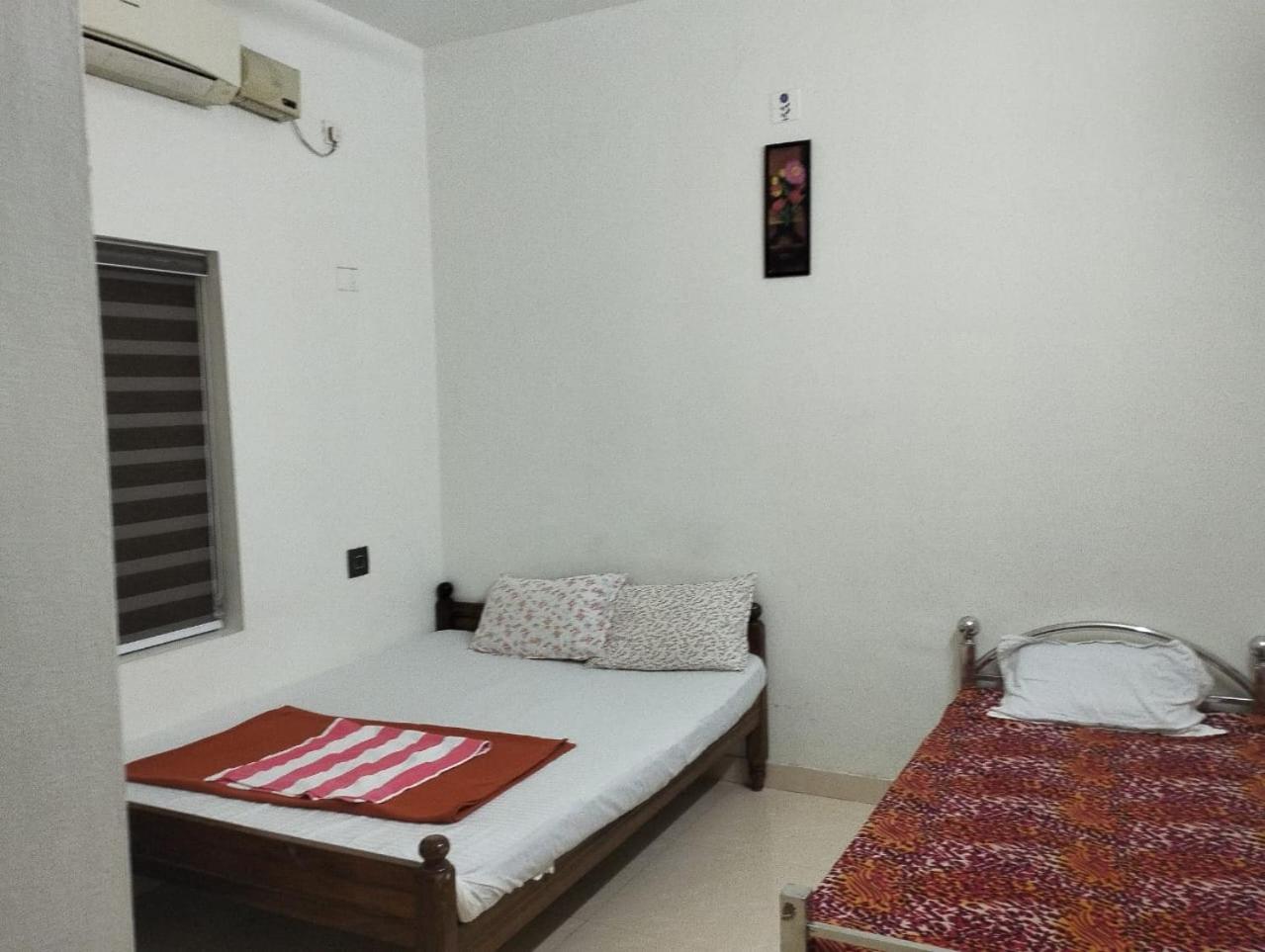 Standard Double Room photo 2