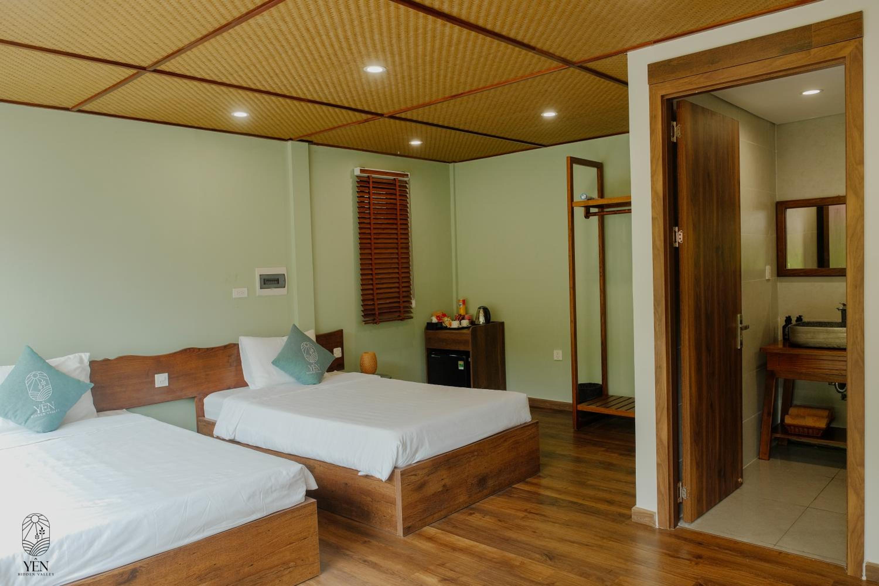 Deluxe Twin Room photo 2
