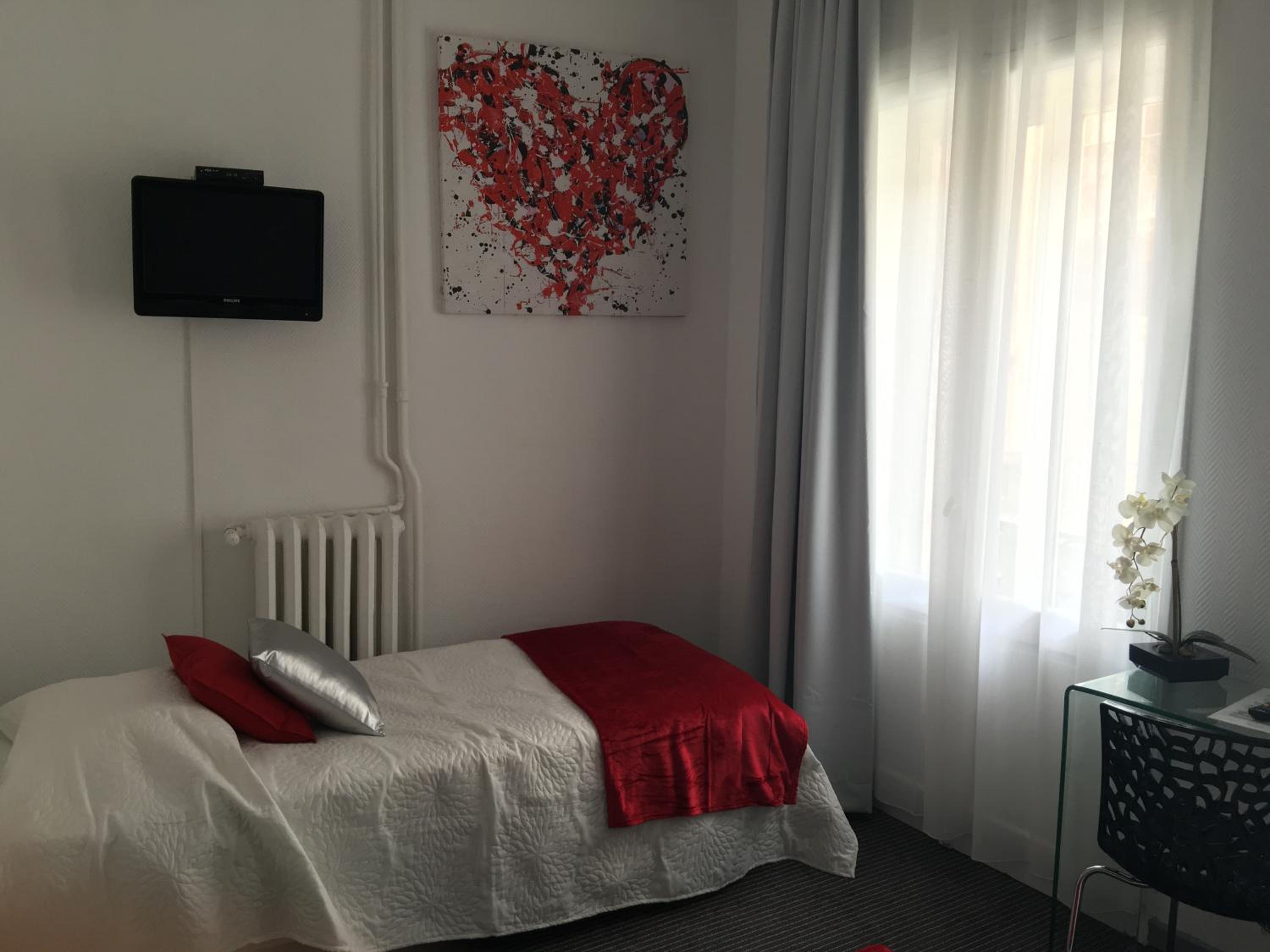 Triple Room - Photo 9