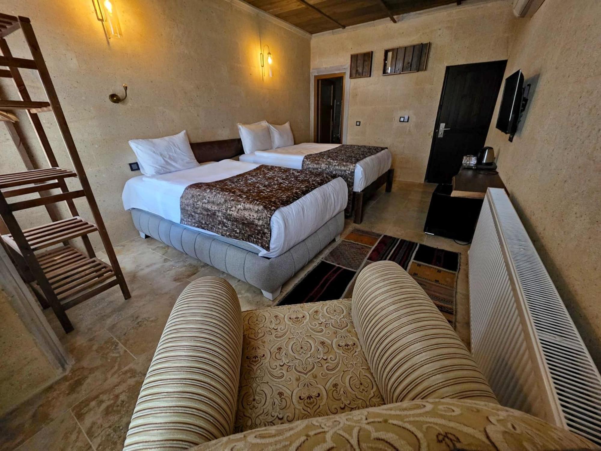 Standard Twin Room photo 3